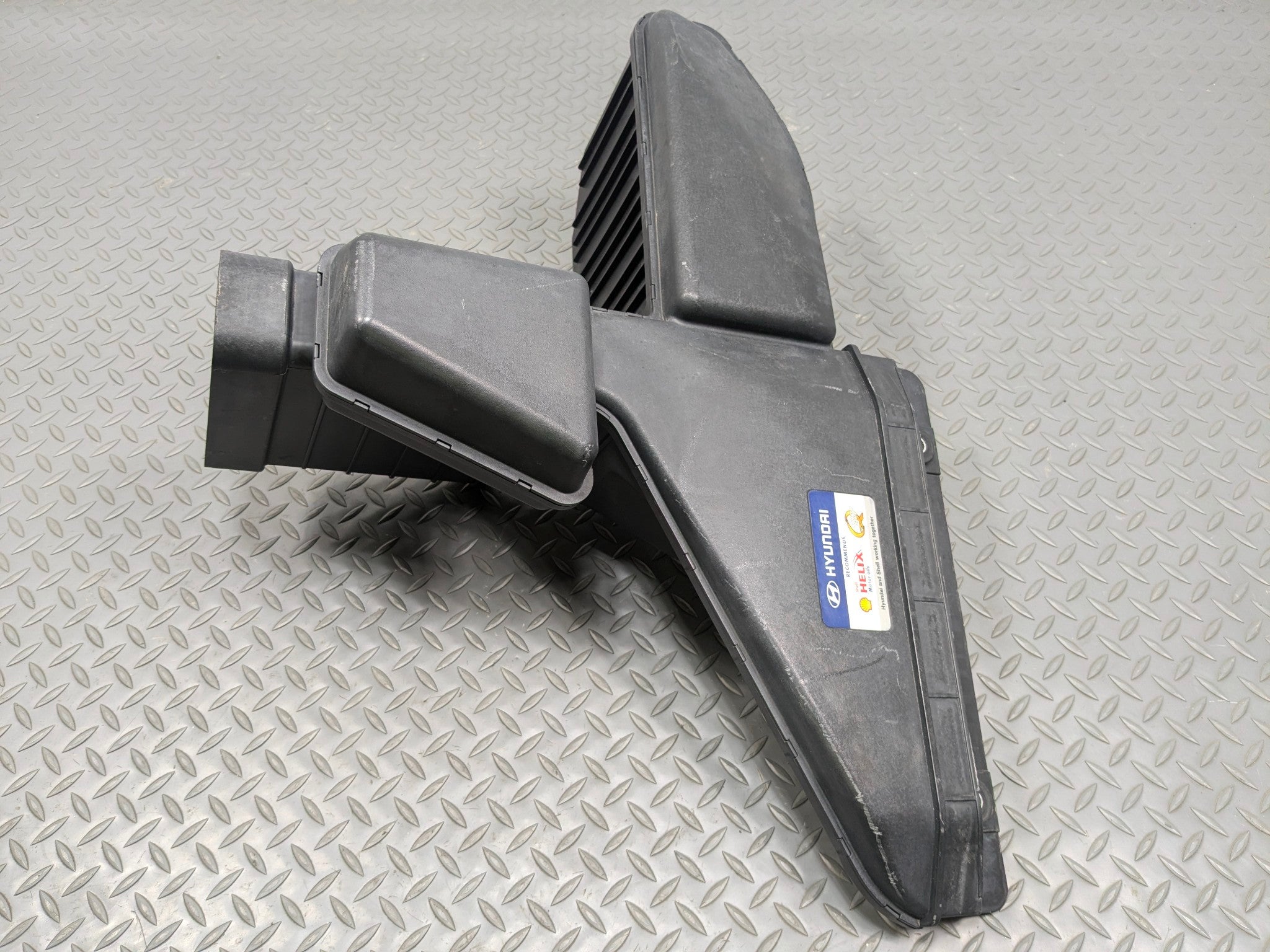 2012 - 2014 HYUNDAI AZERA OEM FRESH AIR INTAKE RESONATOR HOSE TUBE DUCT