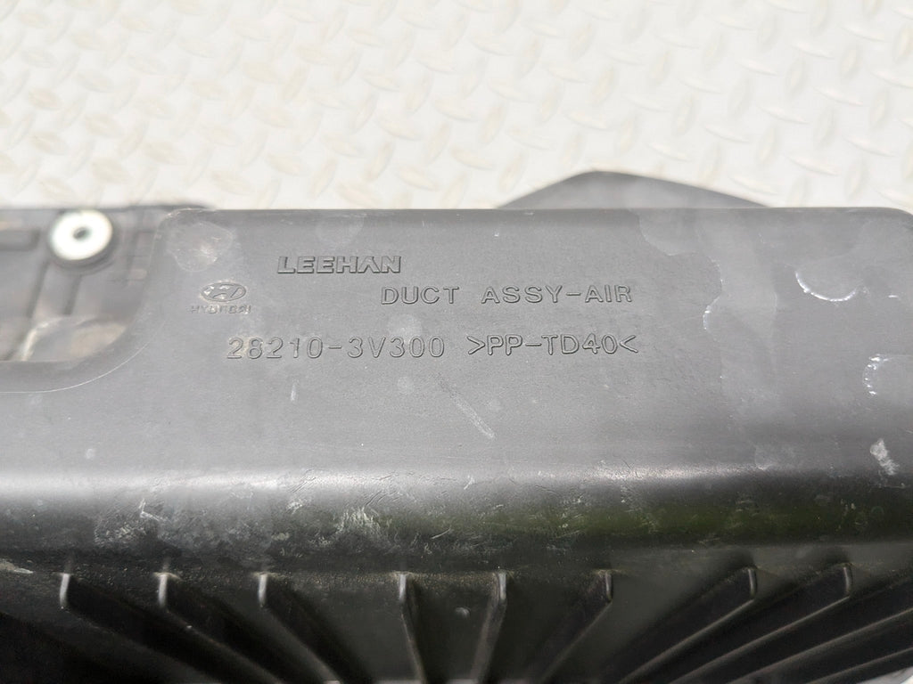 2012 - 2014 HYUNDAI AZERA OEM FRESH AIR INTAKE RESONATOR HOSE TUBE DUCT