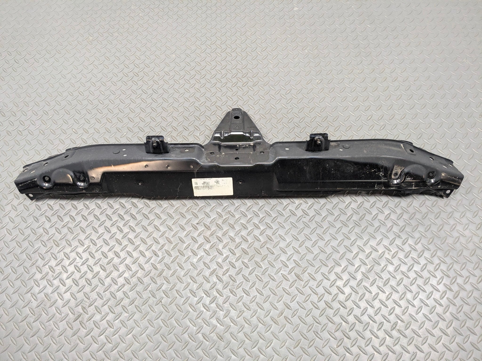 2012 - 2014 HYUNDAI AZERA OEM RADIATOR SUPPORT BRACKET ASSEMBLY GRAPHITE BLACK