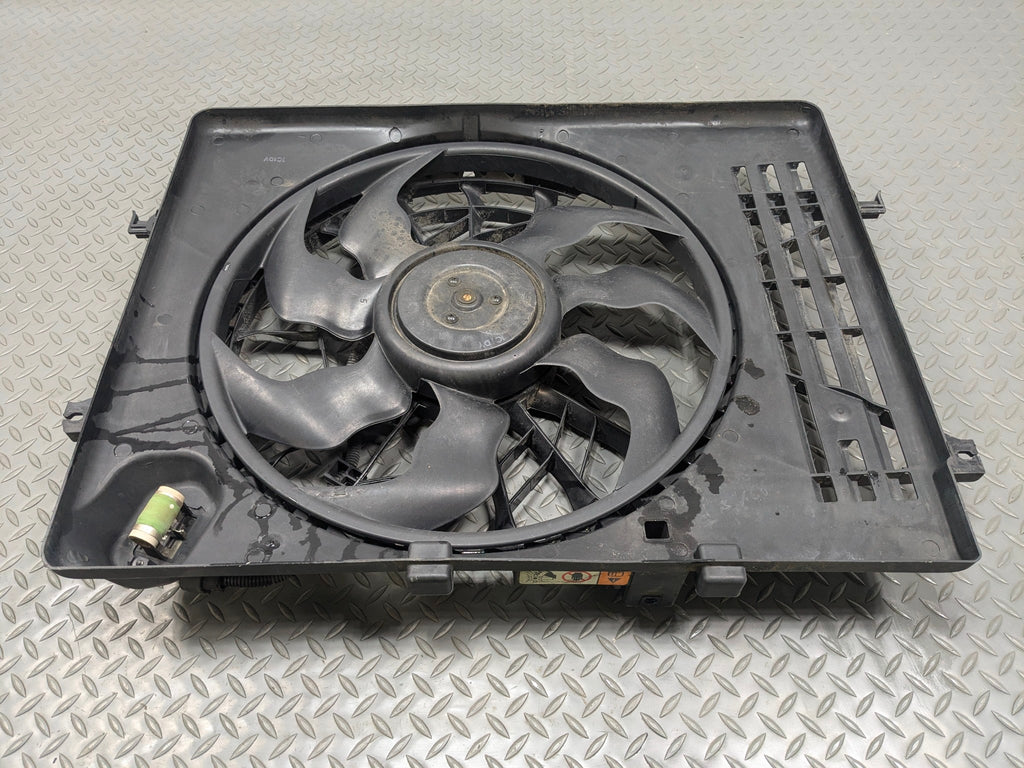 2012 - 2014 HYUNDAI AZERA OEM ELECTRIC COOLING FAN SHROUD ASSEMBLY