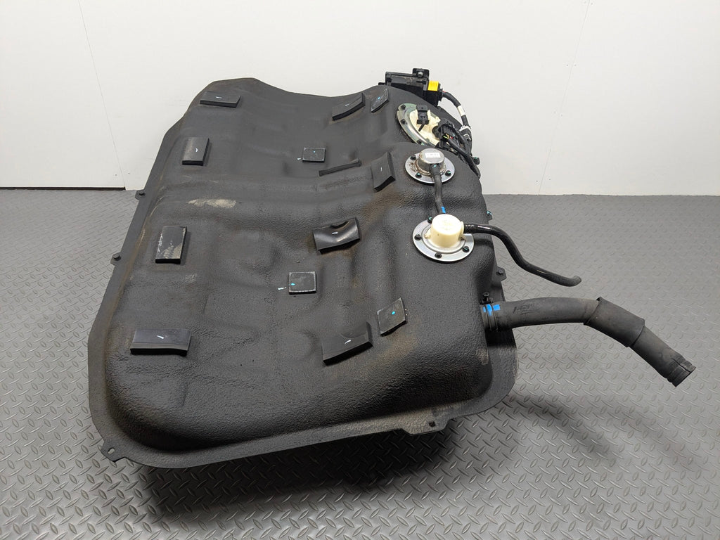 2012 - 2014 HYUNDAI AZERA OEM GASOLINE GAS FUEL TANK RESERVOIR ASSEMBLY