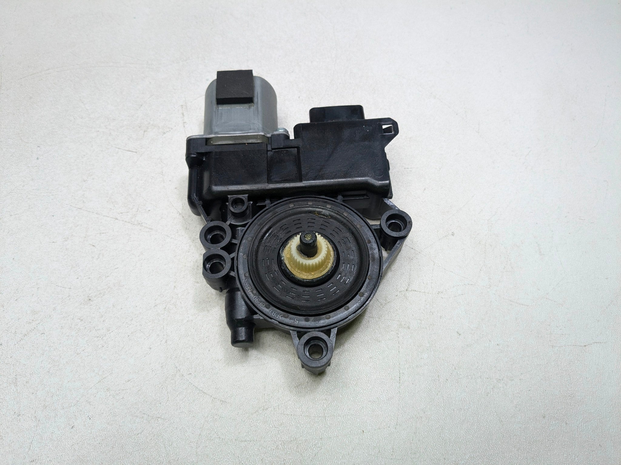 2012 - 2014 HYUNDAI AZERA OEM POWER WINDOW MOTOR FRONT LEFT DRIVER SIDE
