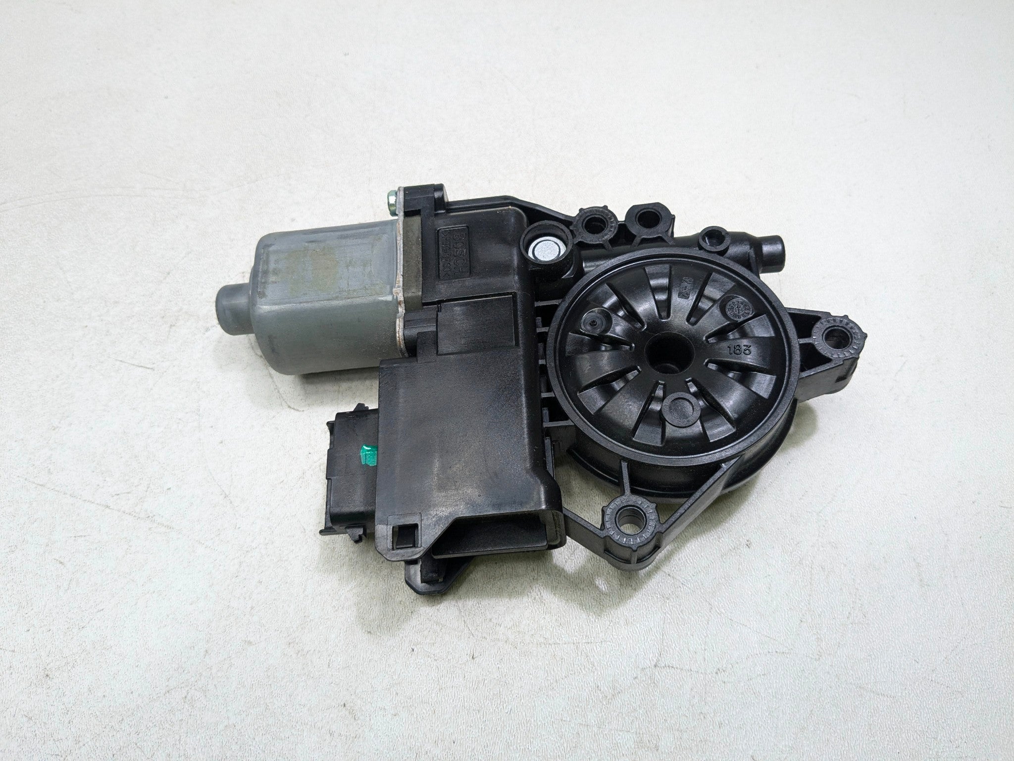 2012 - 2014 HYUNDAI AZERA OEM POWER WINDOW MOTOR FRONT LEFT DRIVER SIDE