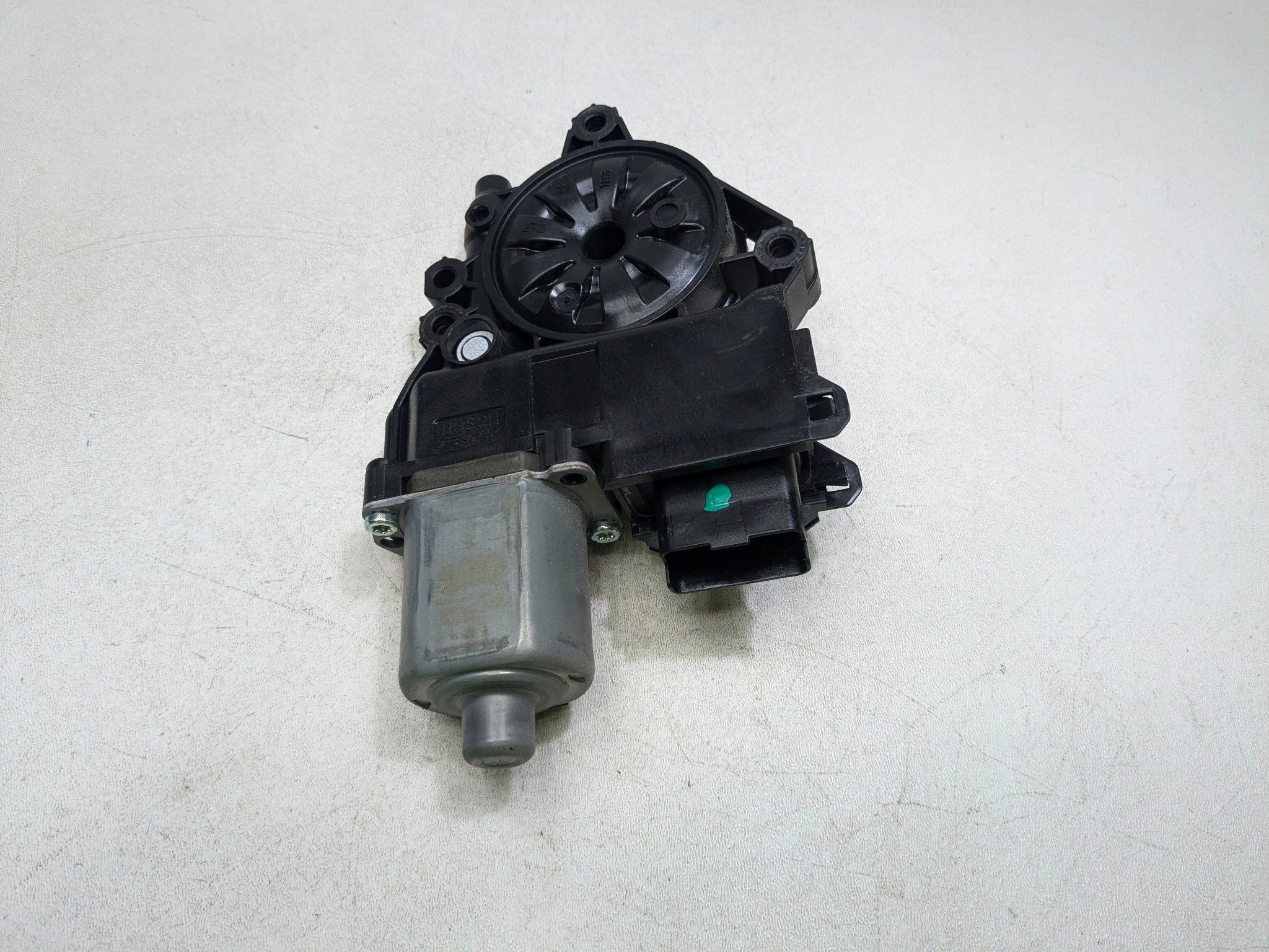 2012 - 2014 HYUNDAI AZERA OEM POWER WINDOW MOTOR FRONT LEFT DRIVER SIDE