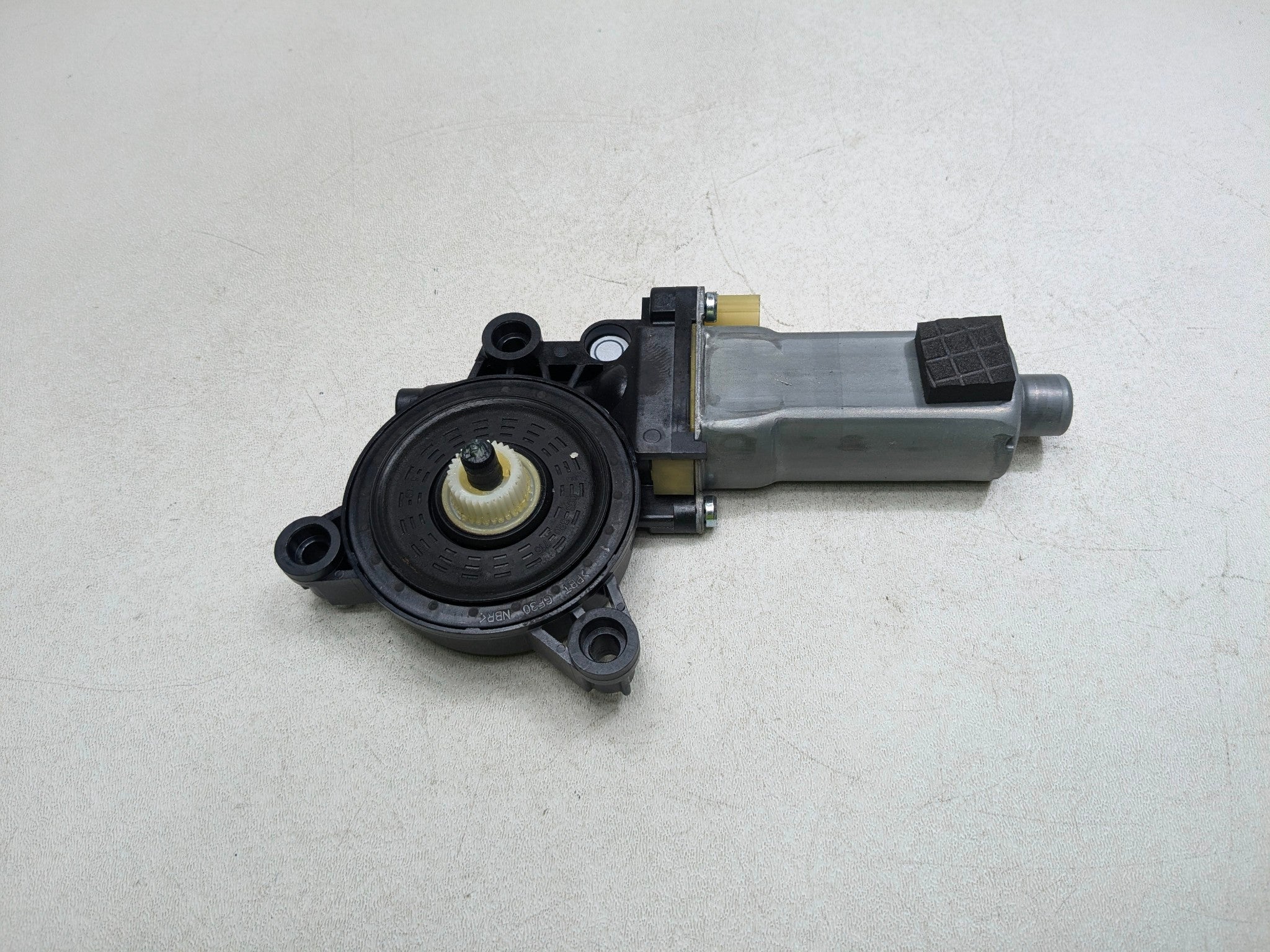 2012 - 2014 HYUNDAI AZERA OEM POWER WINDOW MOTOR ASSEMBLY REAR LEFT DRIVER SIDE