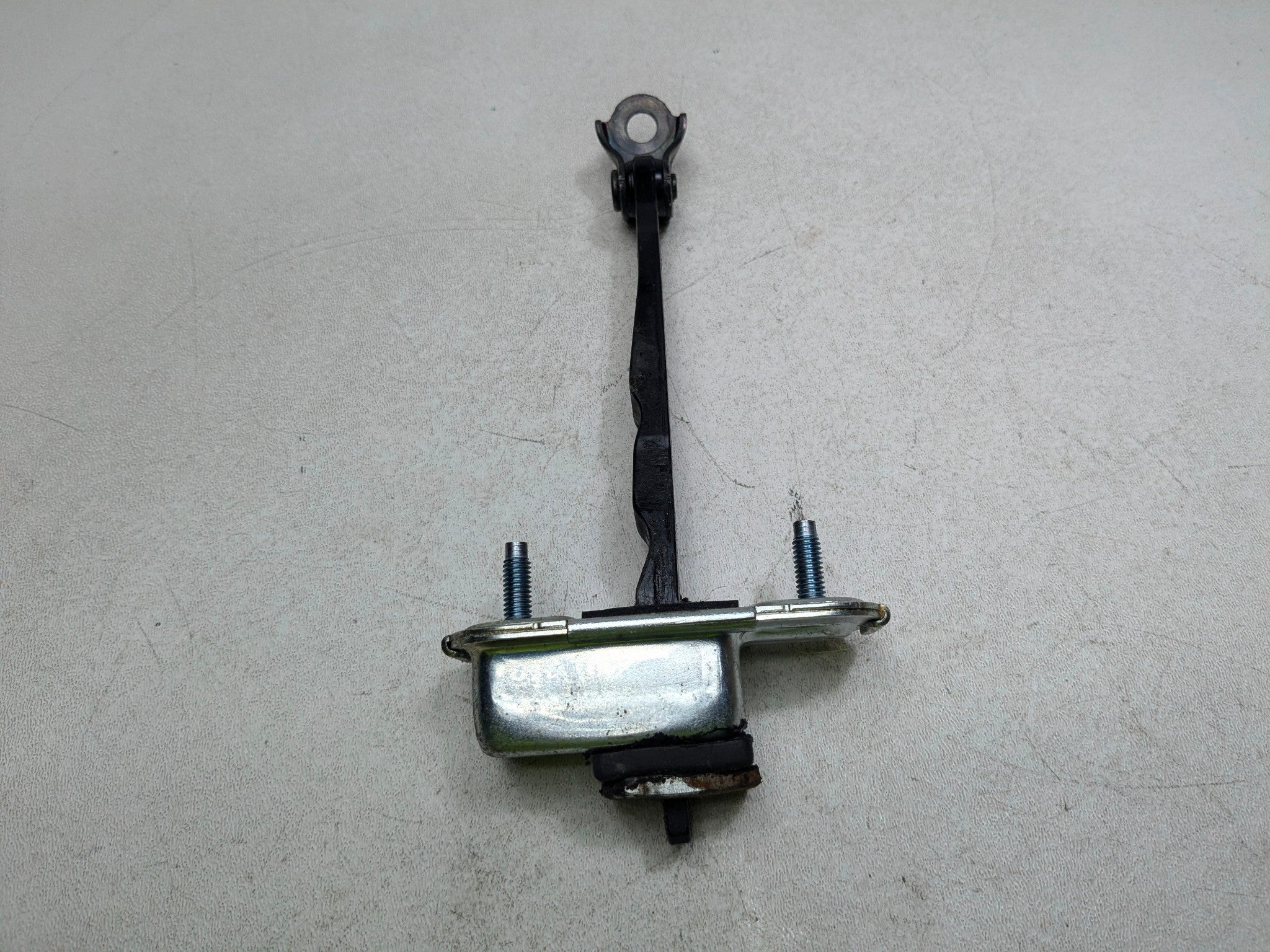 2012 - 2014 HYUNDAI AZERA OEM DOOR CHECK STRAP STOPPER FRONT LEFT DRIVER SIDE
