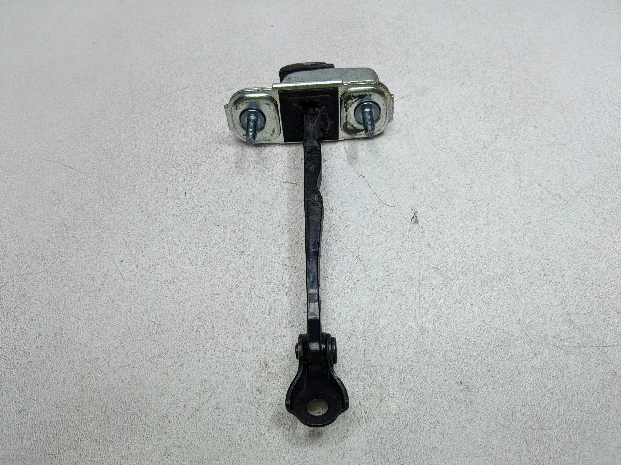 2012 - 2014 HYUNDAI AZERA OEM DOOR CHECK STRAP STOPPER FRONT LEFT DRIVER SIDE
