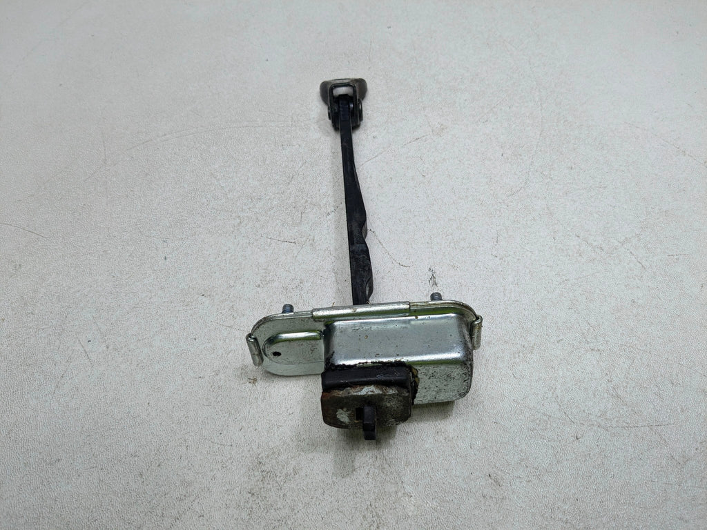 2012 - 2014 HYUNDAI AZERA OEM DOOR CHECK STRAP STOPPER FRONT LEFT DRIVER SIDE