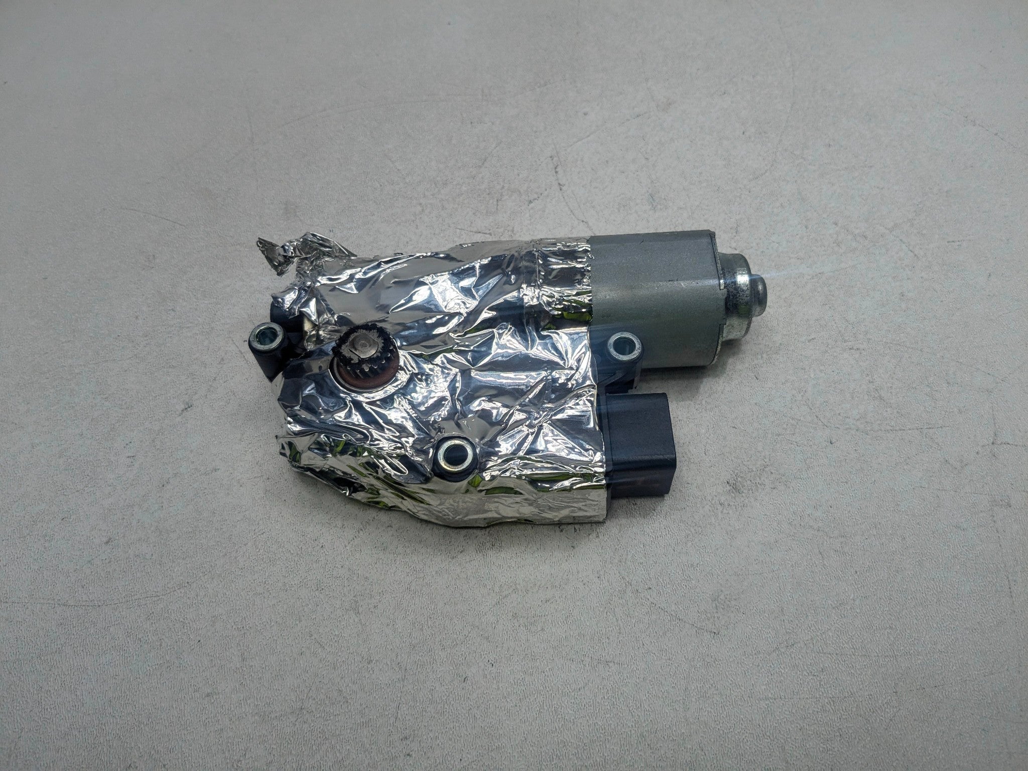 2012 - 2014 HYUNDAI AZERA OEM PANORAMIC GLASS SUNROOF MOTOR FITS