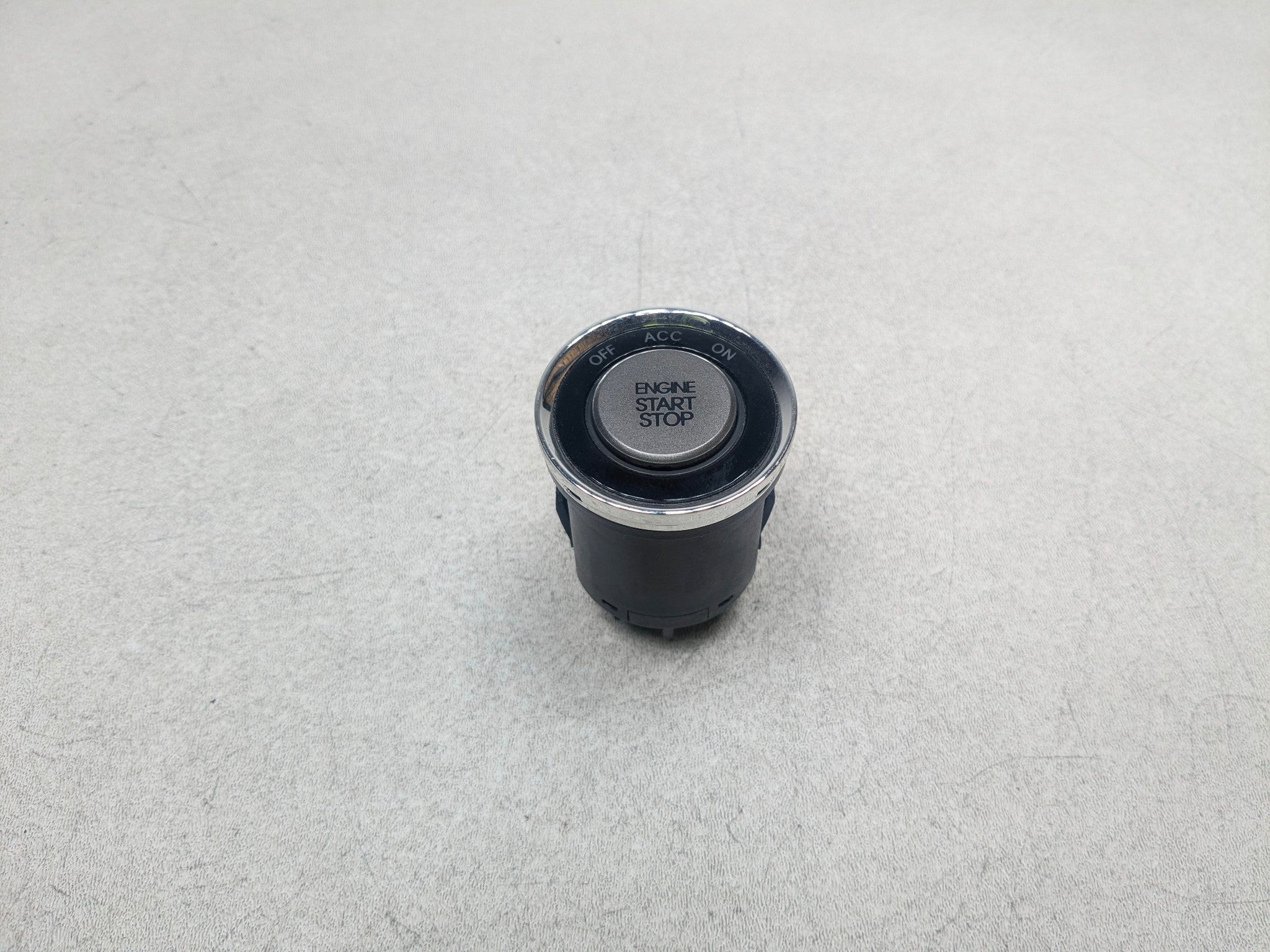 2012 - 2014 HYUNDAI AZERA OEM START STOP ENGINE IGNITION SWITCH CONTROL BUTTON