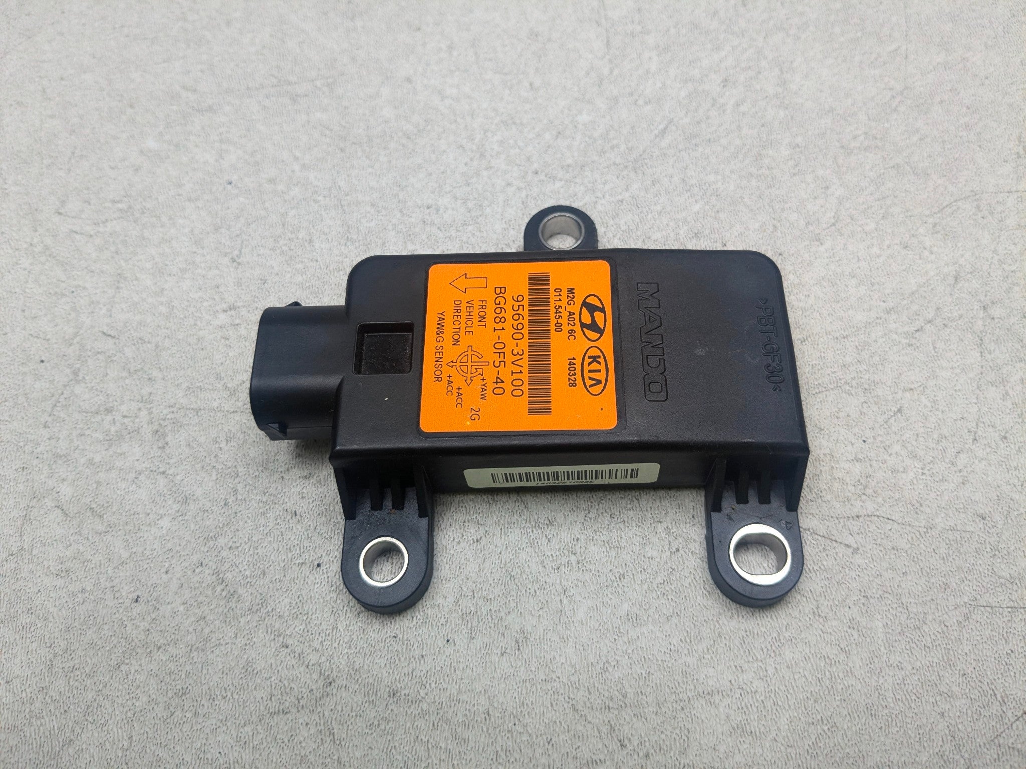 2012 - 2014 HYUNDAI AZERA OEM YAW RATE STABILITY SPEED SENSOR MODULE UNIT