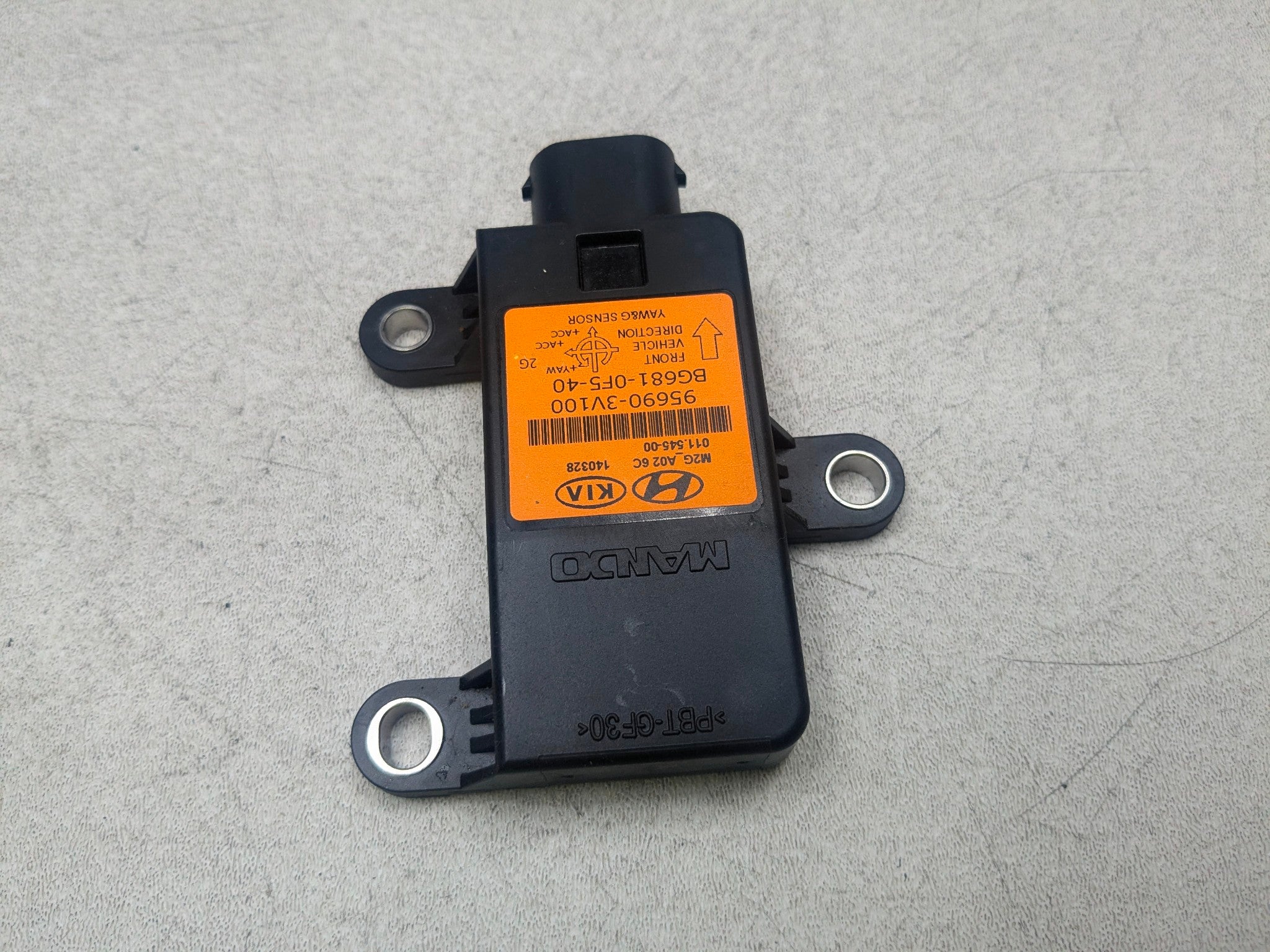 2012 - 2014 HYUNDAI AZERA OEM YAW RATE STABILITY SPEED SENSOR MODULE UNIT