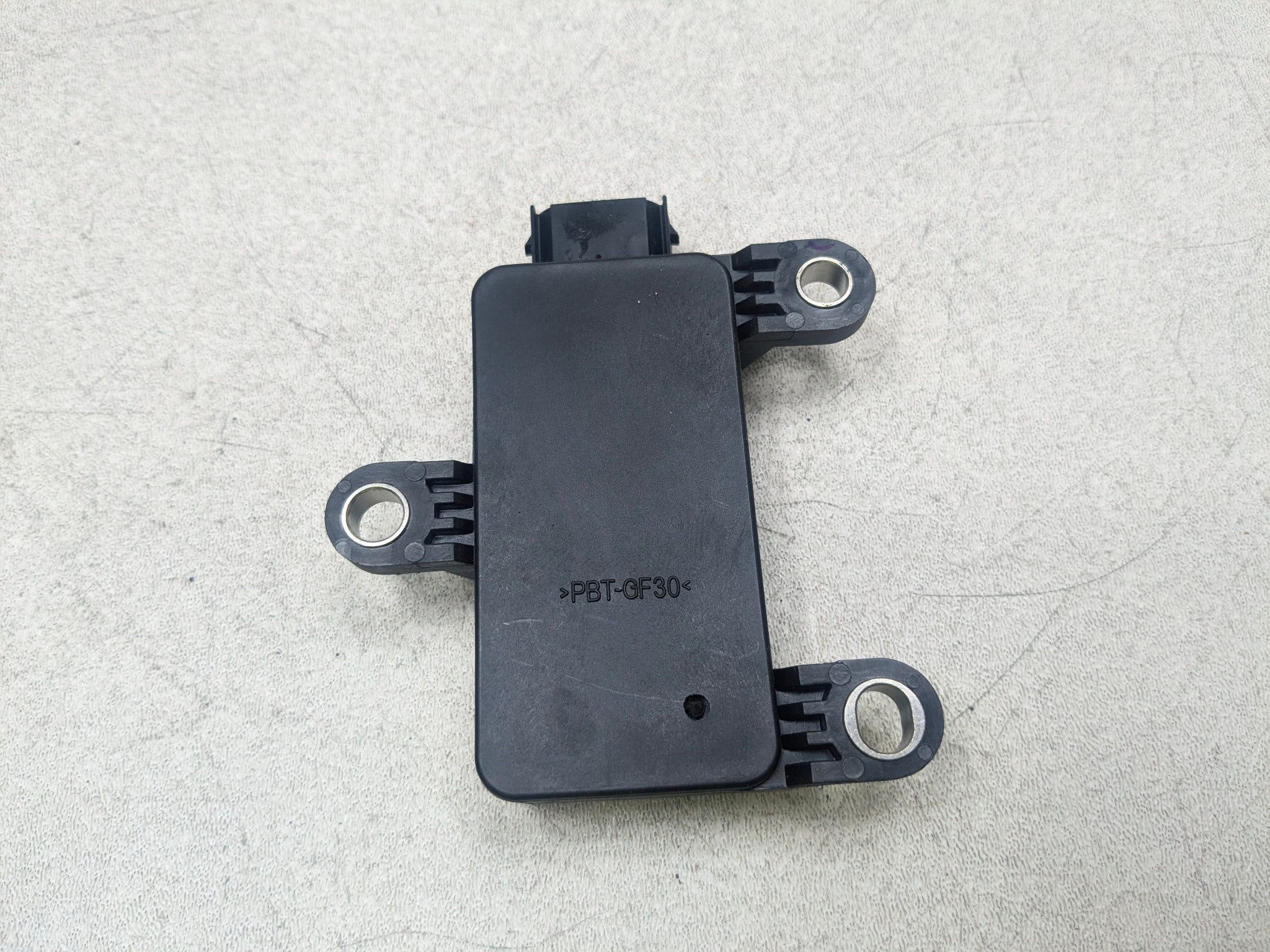 2012 - 2014 HYUNDAI AZERA OEM YAW RATE STABILITY SPEED SENSOR MODULE UNIT