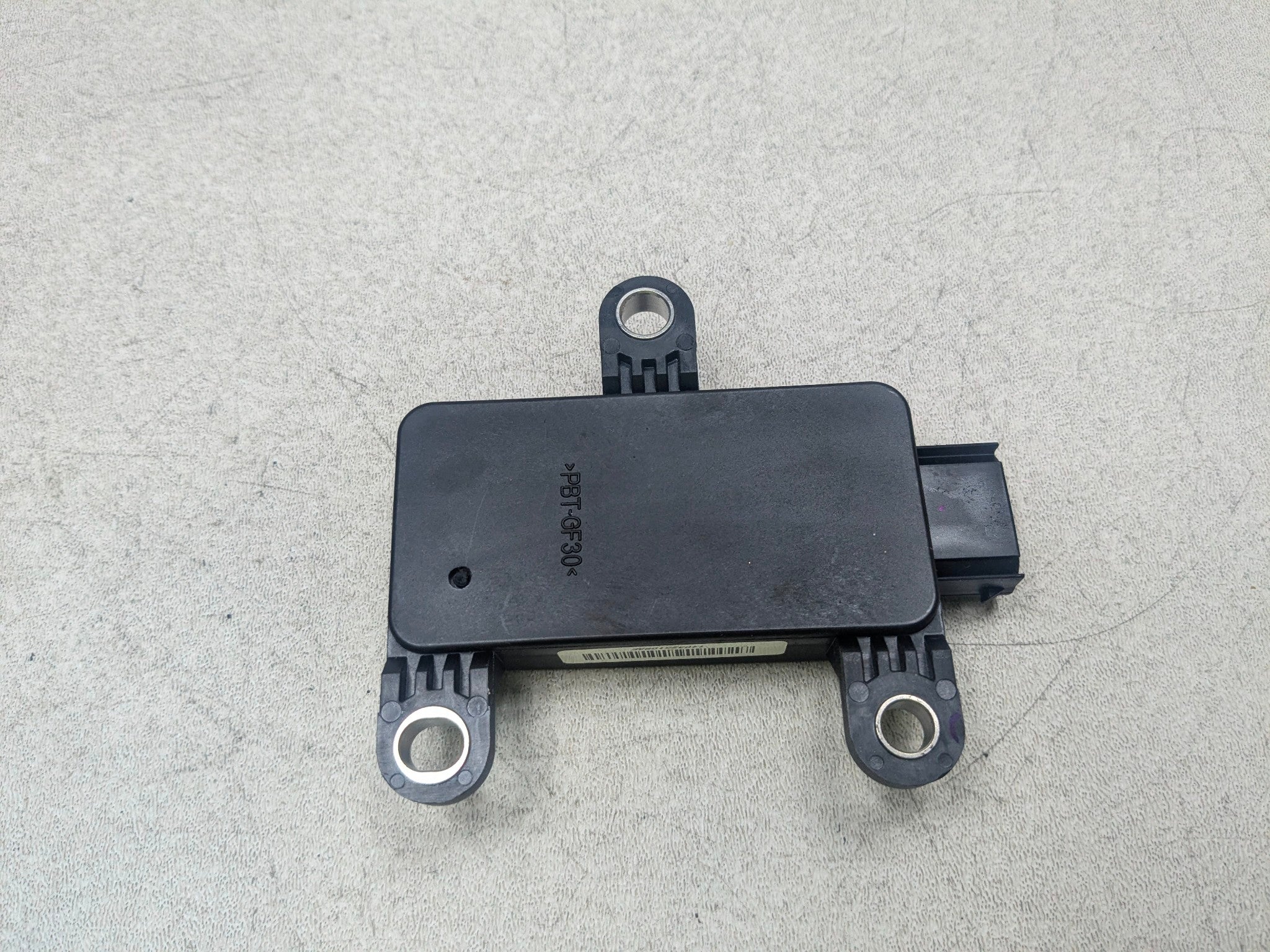 2012 - 2014 HYUNDAI AZERA OEM YAW RATE STABILITY SPEED SENSOR MODULE UNIT