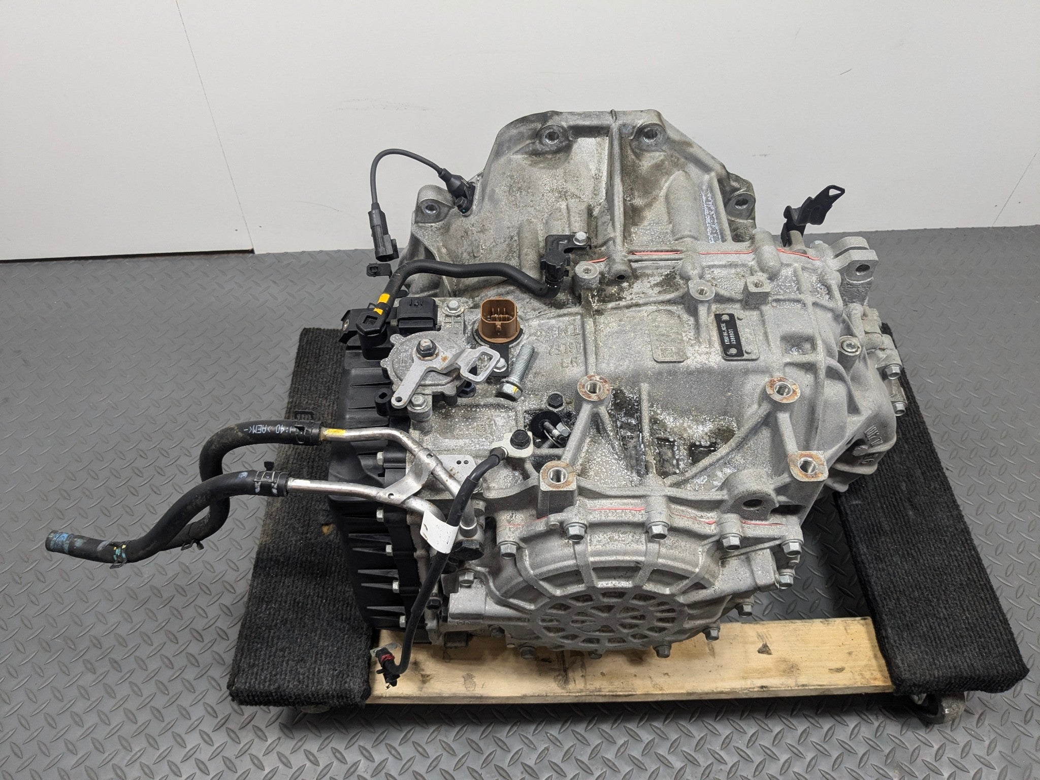 2012 - 2014 HYUNDAI AZERA OEM AUTOMATIC TRANSMISSION GEARBOX ASSEMBLY 6-SPEED