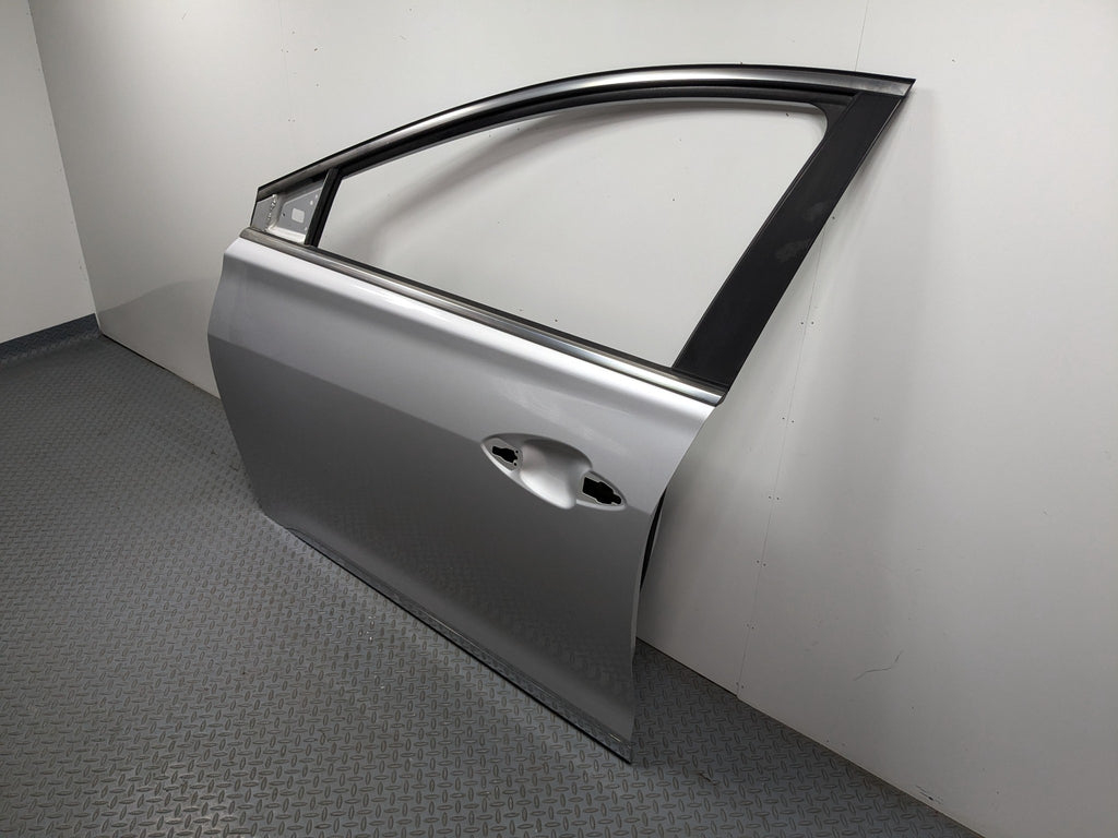 12 - 14 HYUNDAI AZERA OEM DOOR SHELL PANEL SILVER FROST METALLIC FRONT LEFT SIDE