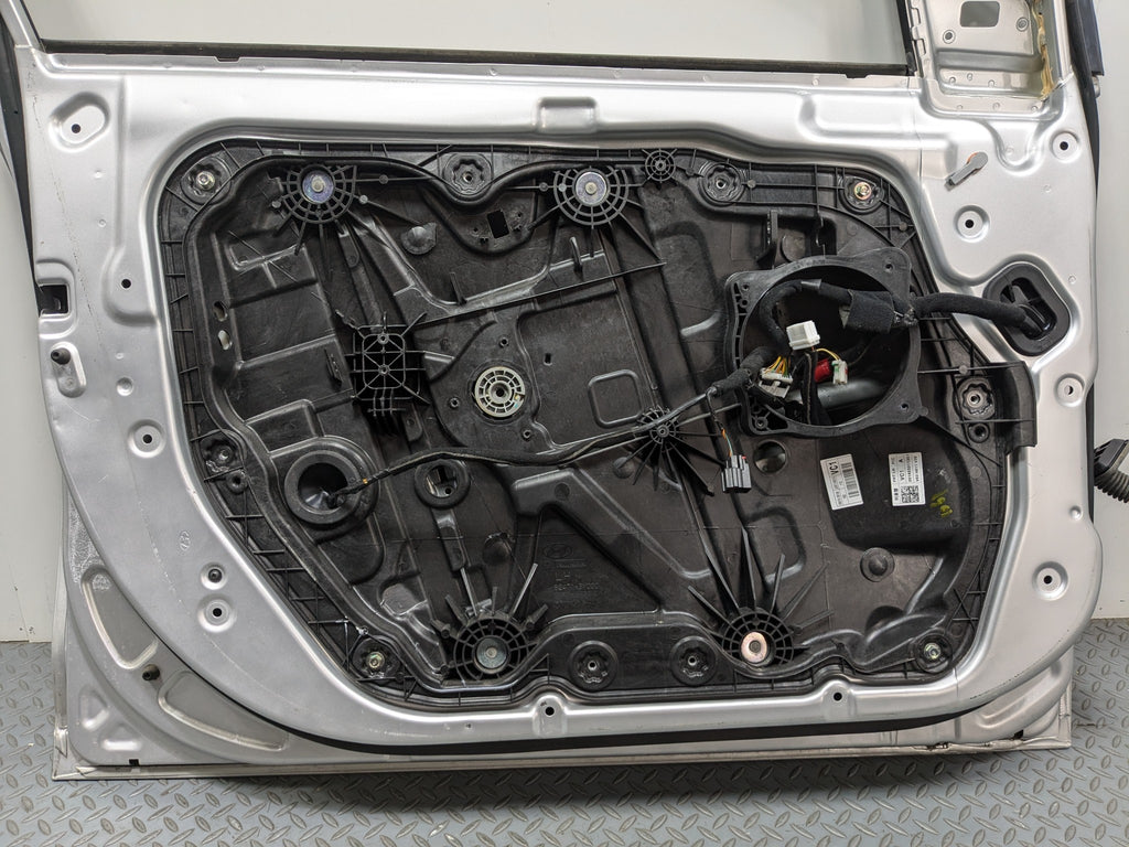 12 - 14 HYUNDAI AZERA OEM DOOR SHELL PANEL SILVER FROST METALLIC FRONT LEFT SIDE