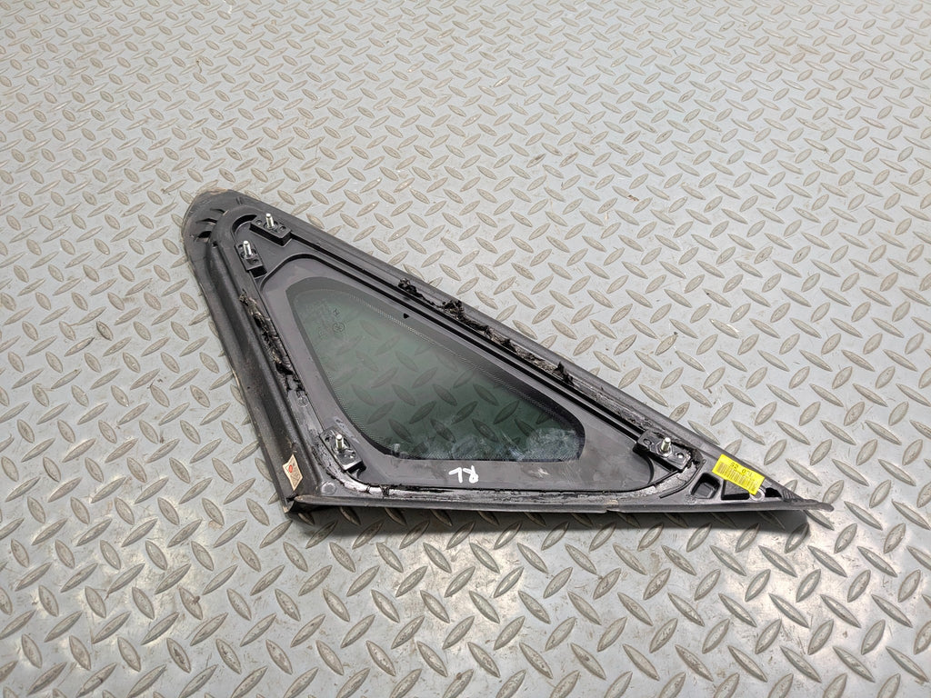 12 - 14 HYUNDAI AZERA OEM QUARTER GLASS WITH CHROME STRIP REAR LEFT DRIVER SIDE