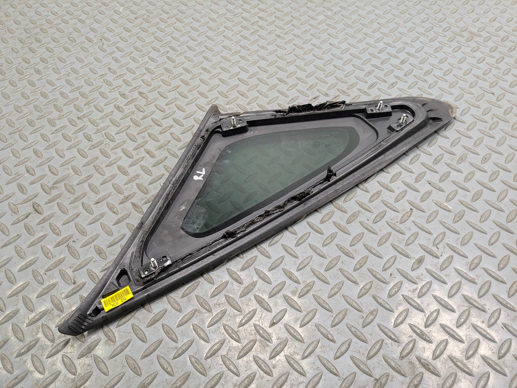 12 - 14 HYUNDAI AZERA OEM QUARTER GLASS WITH CHROME STRIP REAR LEFT DRIVER SIDE