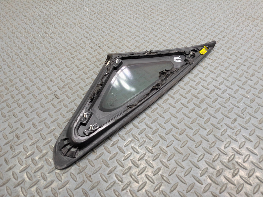 12 - 14 HYUNDAI AZERA OEM QUARTER GLASS WITH CHROME STRIP REAR PASSENGERS RIGHT