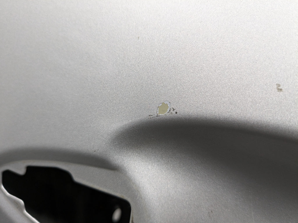 12 - 14 HYUNDAI AZERA OEM DOOR SHELL PANEL SILVER FROST METALLIC FRONT RIGHT