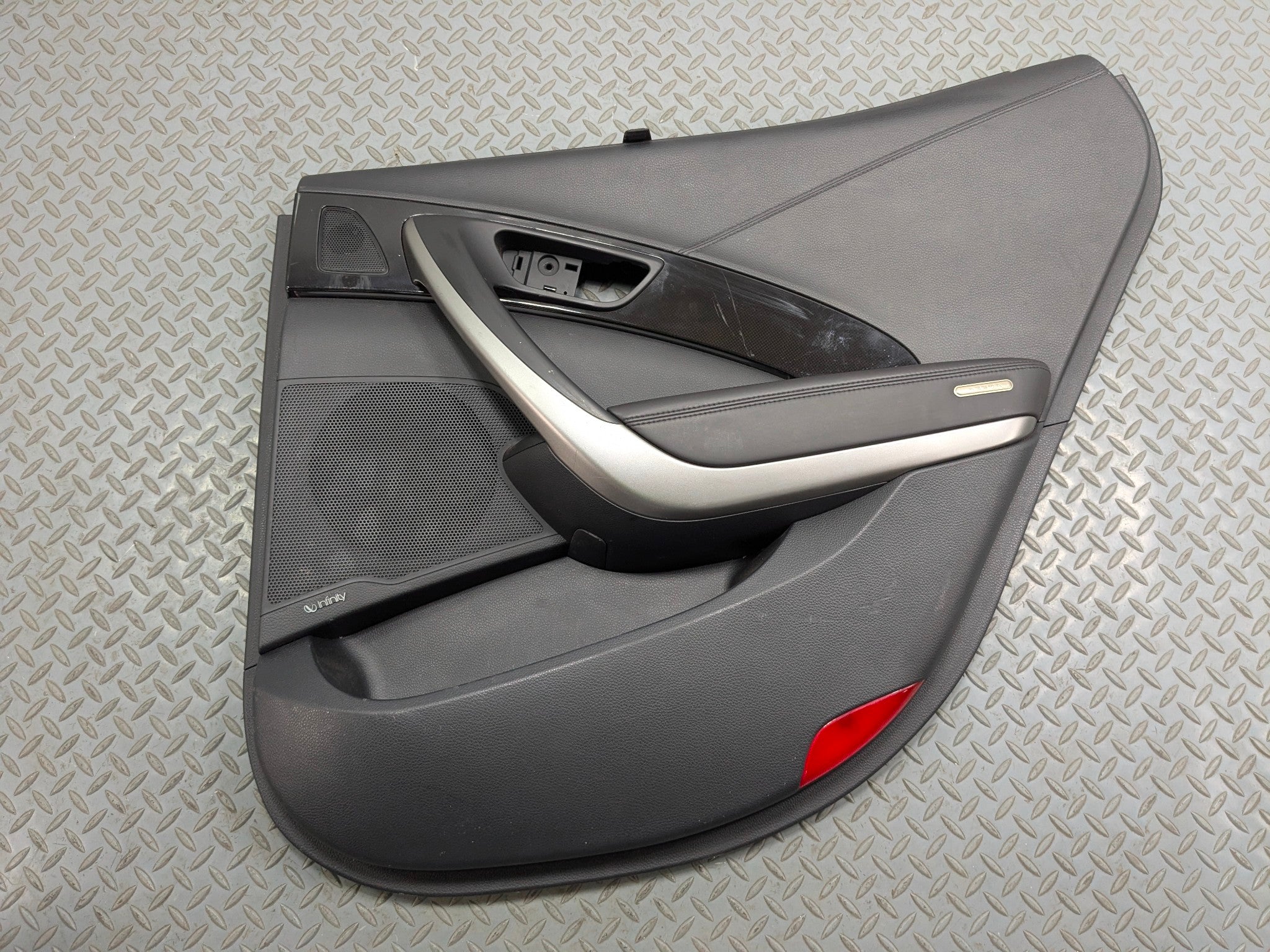 2012 - 2014 HYUNDAI AZERA OEM INTERIOR DOOR TRIM PANEL REAR RIGHT PASSENGER SIDE