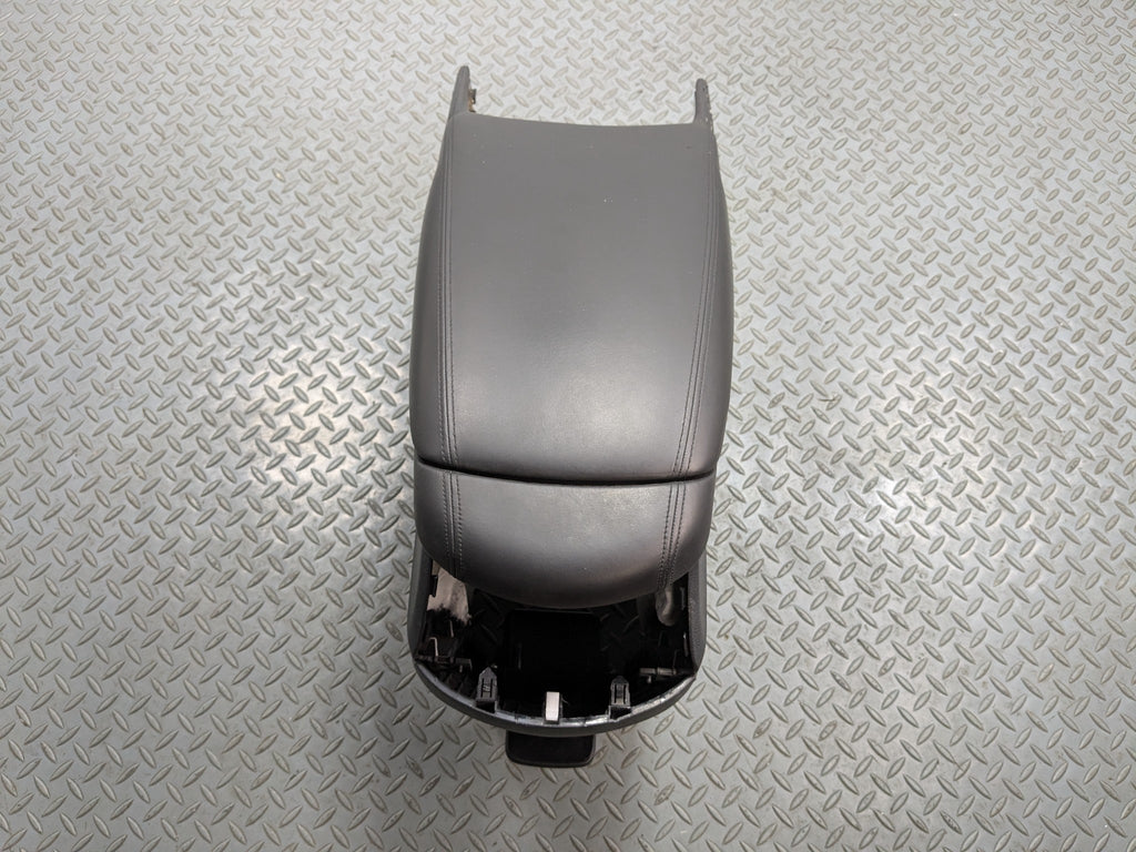 12 - 14 HYUNDAI AZERA OEM ARMREST CENTER CONSOLE STORAGE COMPARTMENT FRONT LEFT