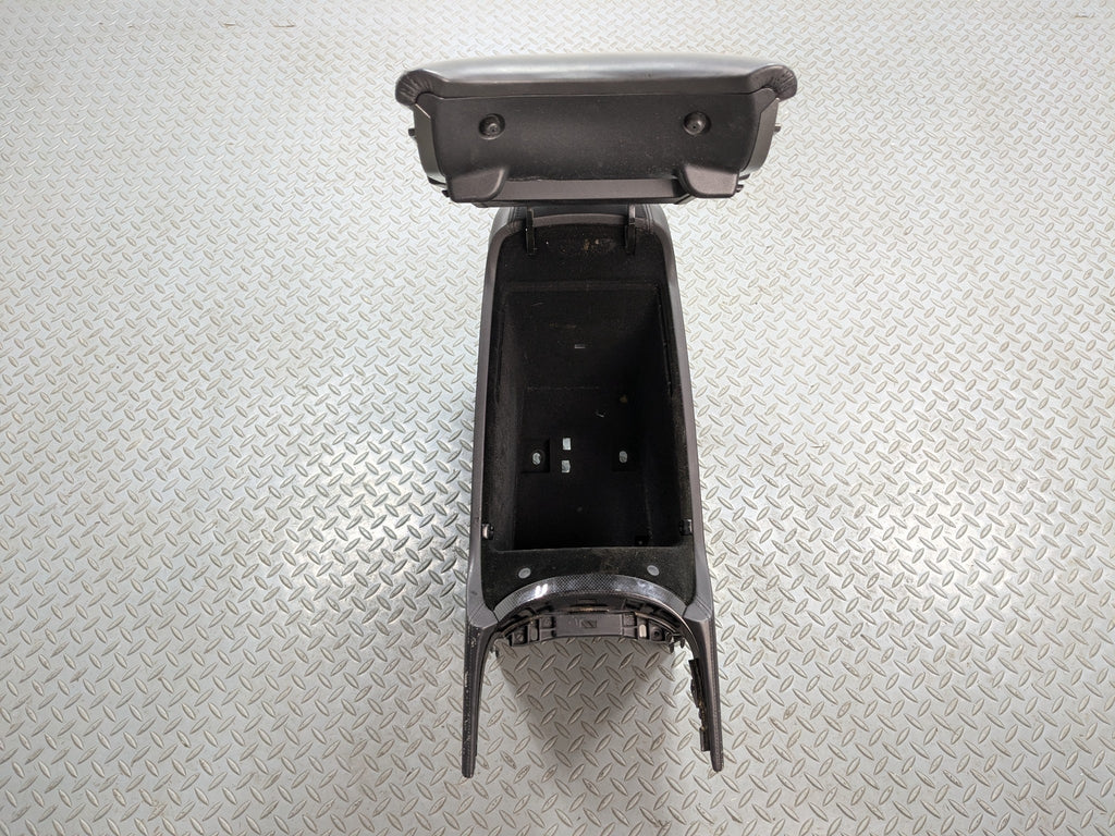 12 - 14 HYUNDAI AZERA OEM ARMREST CENTER CONSOLE STORAGE COMPARTMENT FRONT LEFT