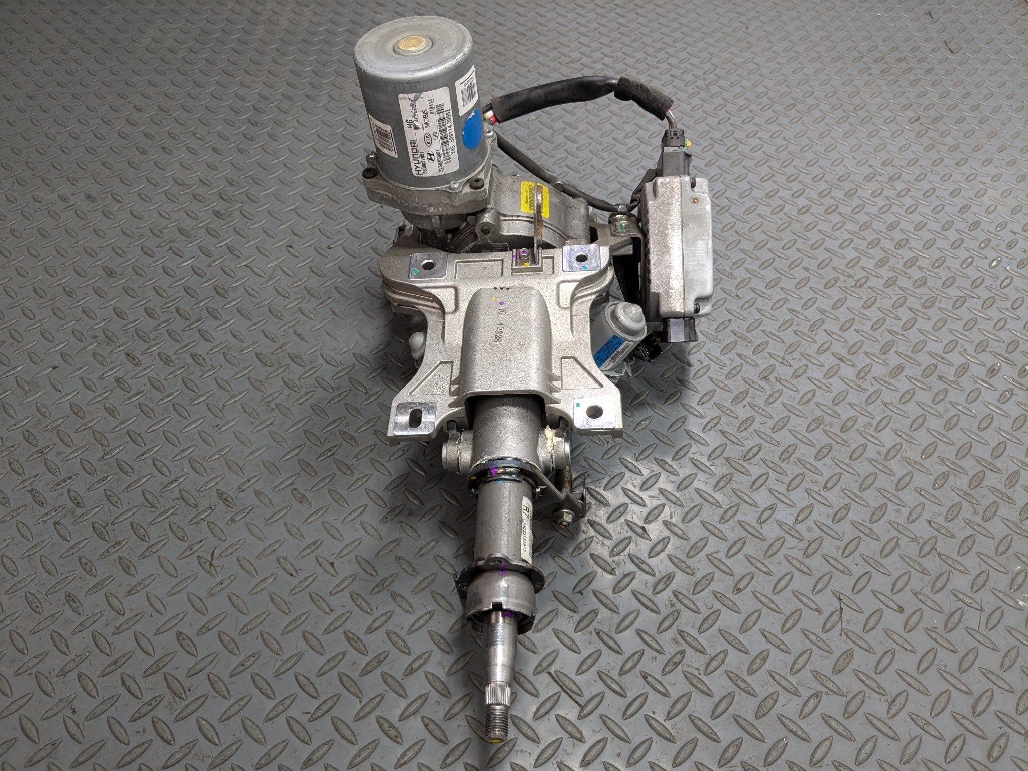 2012 - 2014 HYUNDAI AZERA OEM POWER ADJUSTMENT STEERING COLUMN ASSEMBLY