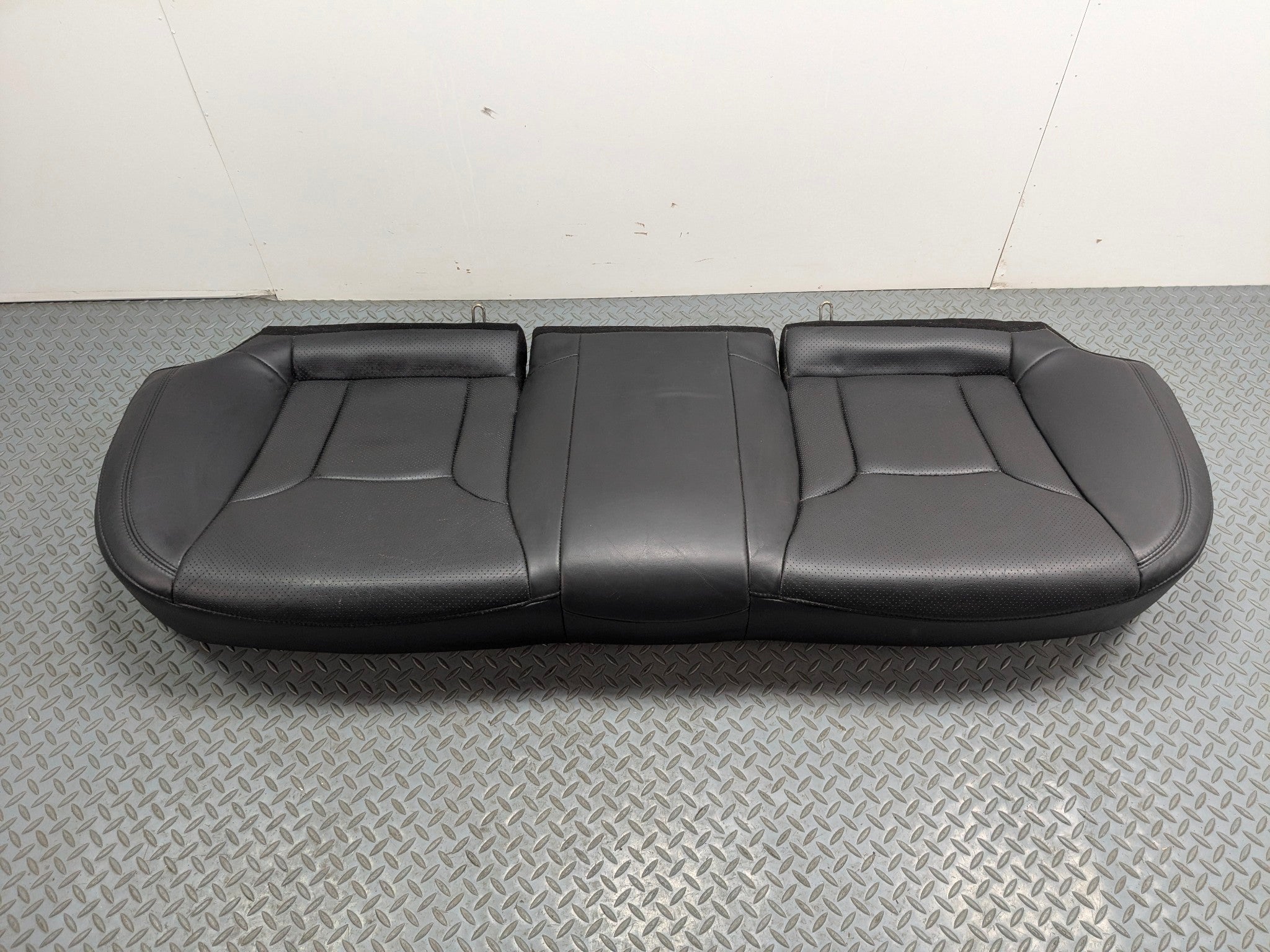 2012 - 2014 HYUNDAI AZERA OEM REAR SEAT LOWER CUSHION COVER BLACK LEATHER