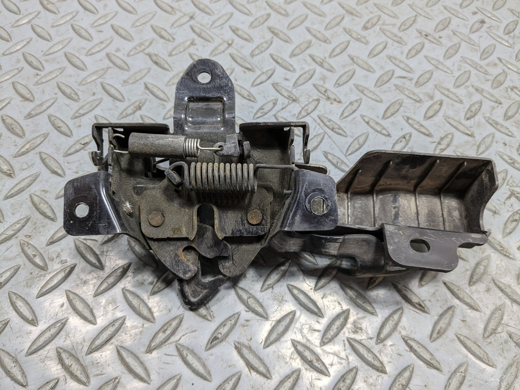 2012 - 2014 HYUNDAI AZERA OEM HOOD LOCK LATCH RELEASE ACTUATOR ASSEMBLY