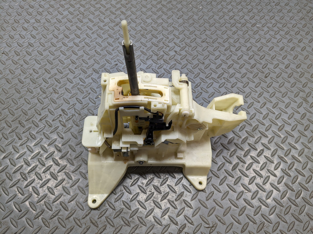2012 - 2014 HYUNDAI AZERA OEM FLOOR GEAR SHIFTER CONTROL LEVER ASSEMBLY
