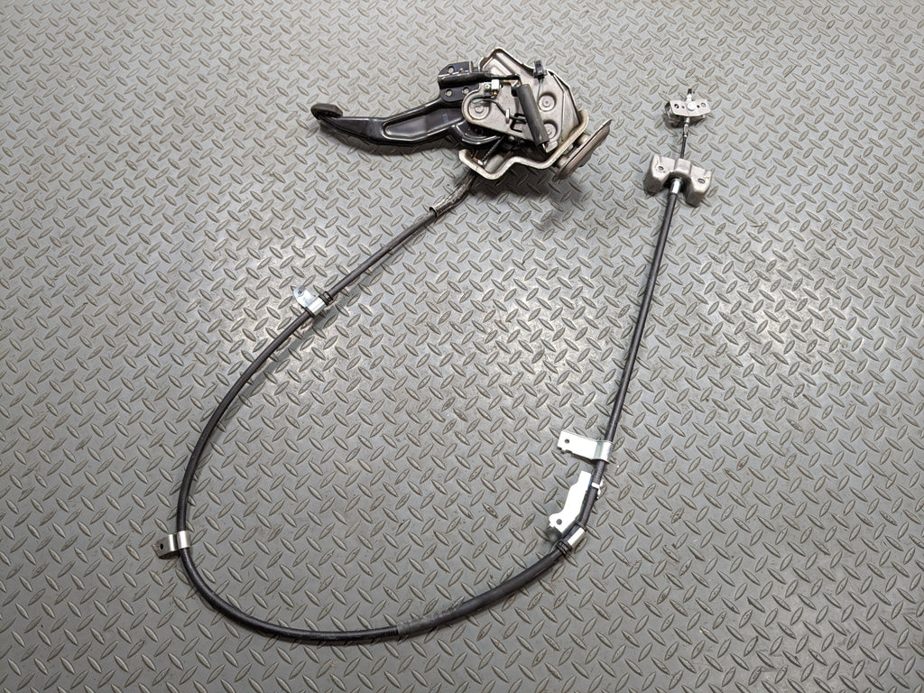 12 - 14 HYUNDAI AZERA OEM FOOT STOP EMERGENCY BRAKE PEDAL WITH BRACKET ASSEMBLY