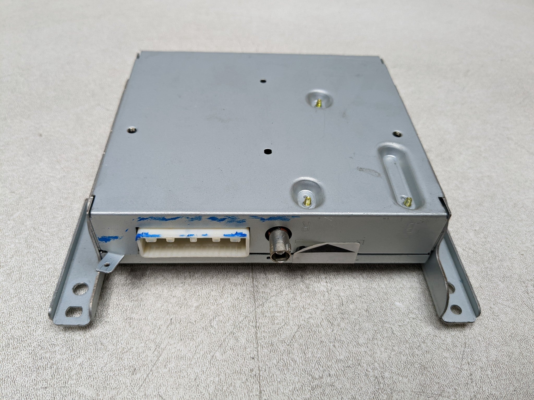 2012 - 2014 HYUNDAI AZERA OEM COMMUNICATION TELEMATICS BLUE LINK UNIT MODULE