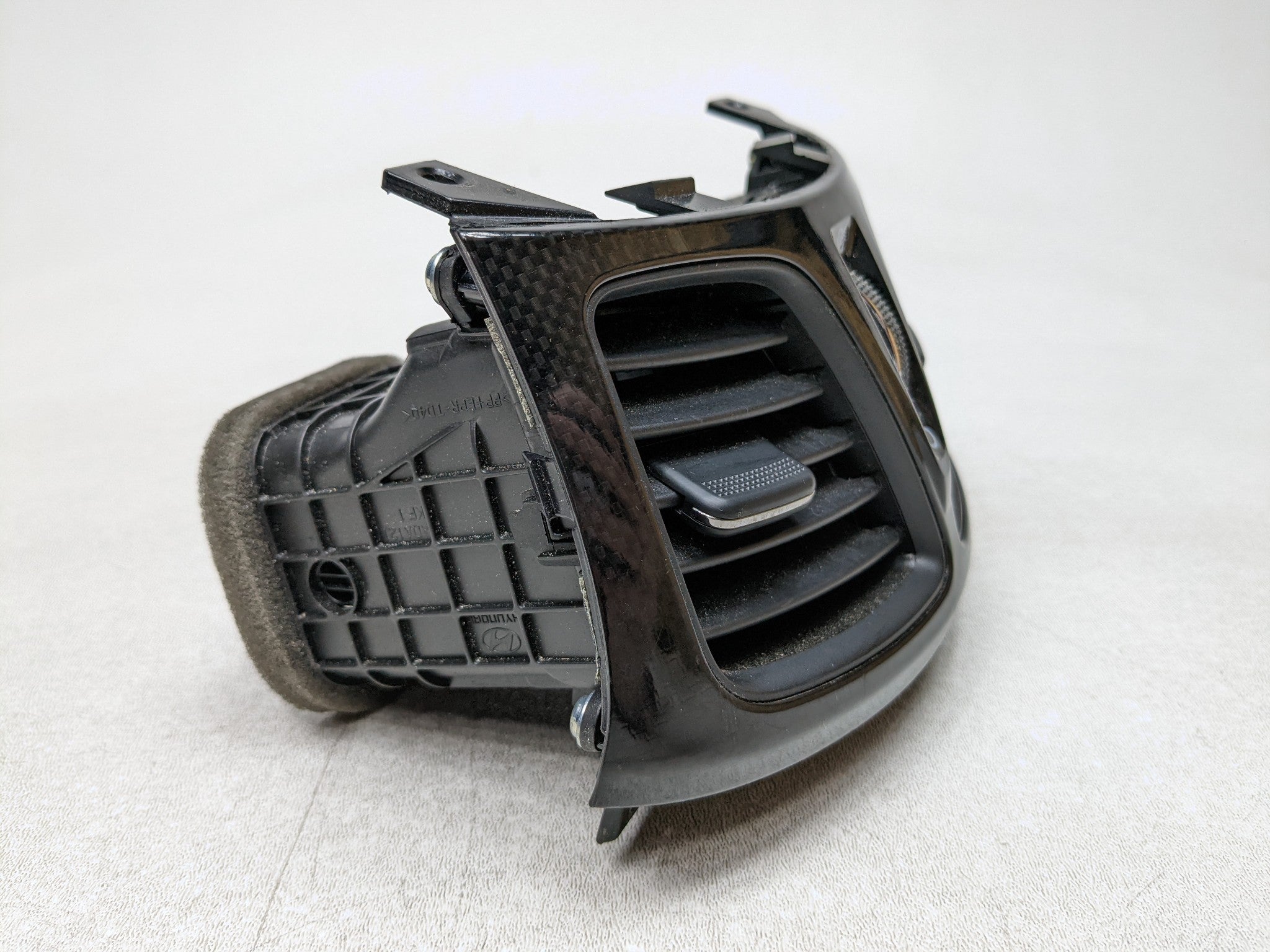2012 - 2014 HYUNDAI AZERA OEM AC AIR CONDITIONING HEATER AIR VENT UNIT REAR