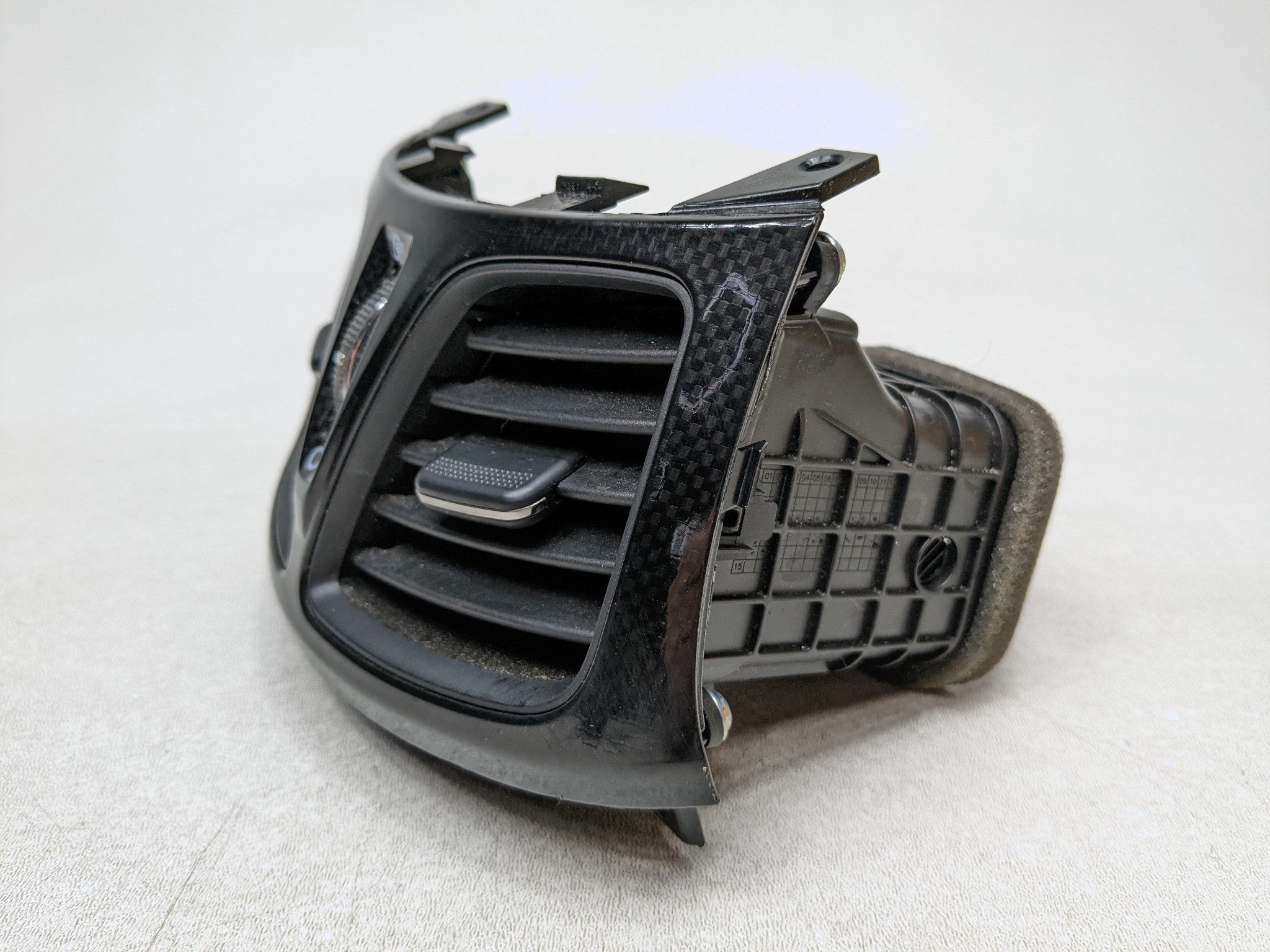 2012 - 2014 HYUNDAI AZERA OEM AC AIR CONDITIONING HEATER AIR VENT UNIT REAR
