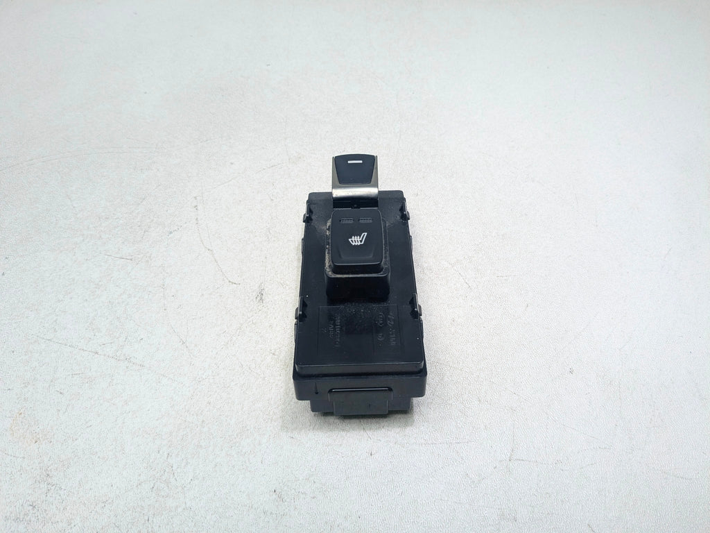 2012 - 2014 HYUNDAI AZERA OEM DOOR CONTROL SWITCH REAR RIGHT PASSENGER SIDE