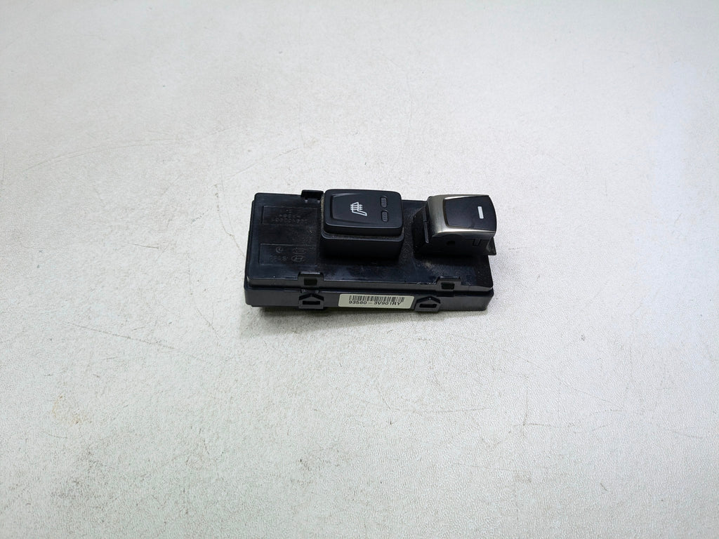 2012 - 2014 HYUNDAI AZERA OEM DOOR CONTROL SWITCH REAR RIGHT PASSENGER SIDE