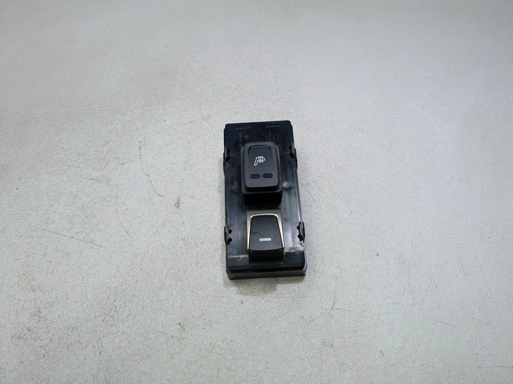 2012 - 2014 HYUNDAI AZERA OEM DOOR CONTROL SWITCH REAR RIGHT PASSENGER SIDE