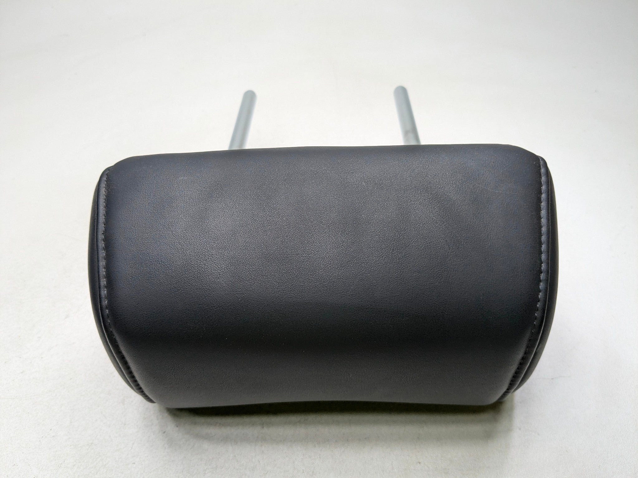 2012 - 2014 HYUNDAI AZERA OEM HEADREST SEAT REAR LEFT DRIVER SIDE LEATHER BLACK