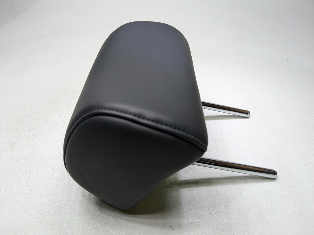 2012 - 2014 HYUNDAI AZERA OEM HEADREST SEAT REAR RIGHT SIDE LEATHER BLACK