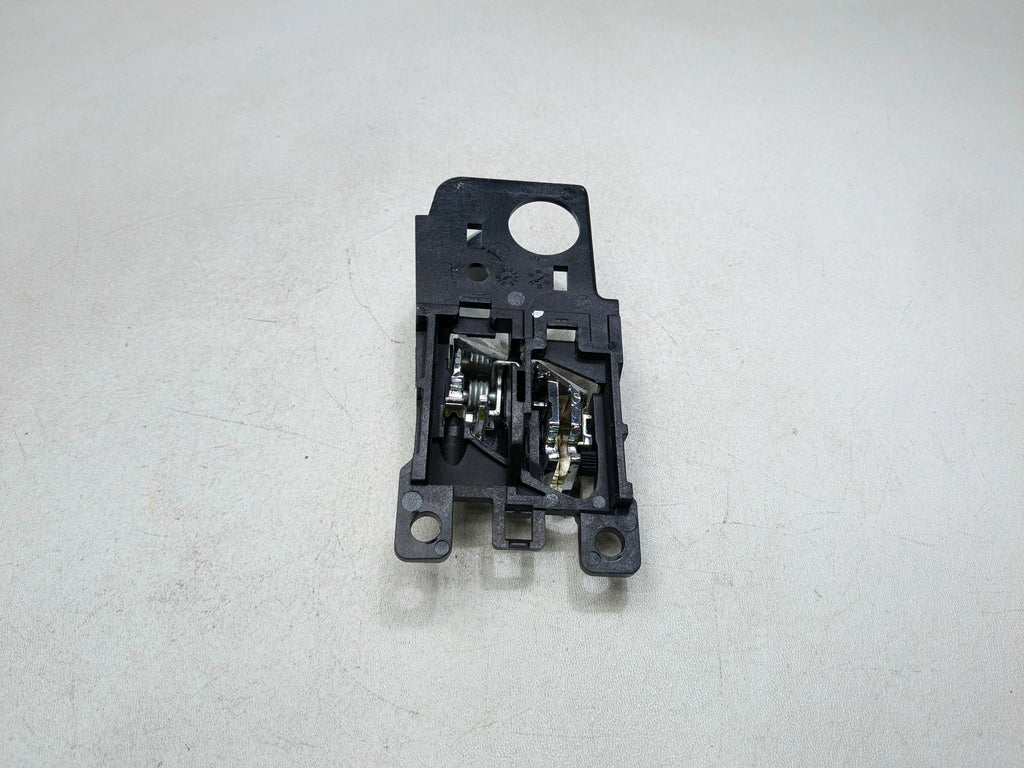 2012 - 2014 HYUNDAI AZERA OEM INTERIOR DOOR HANDLE REAR LEFT DRIVER SIDE