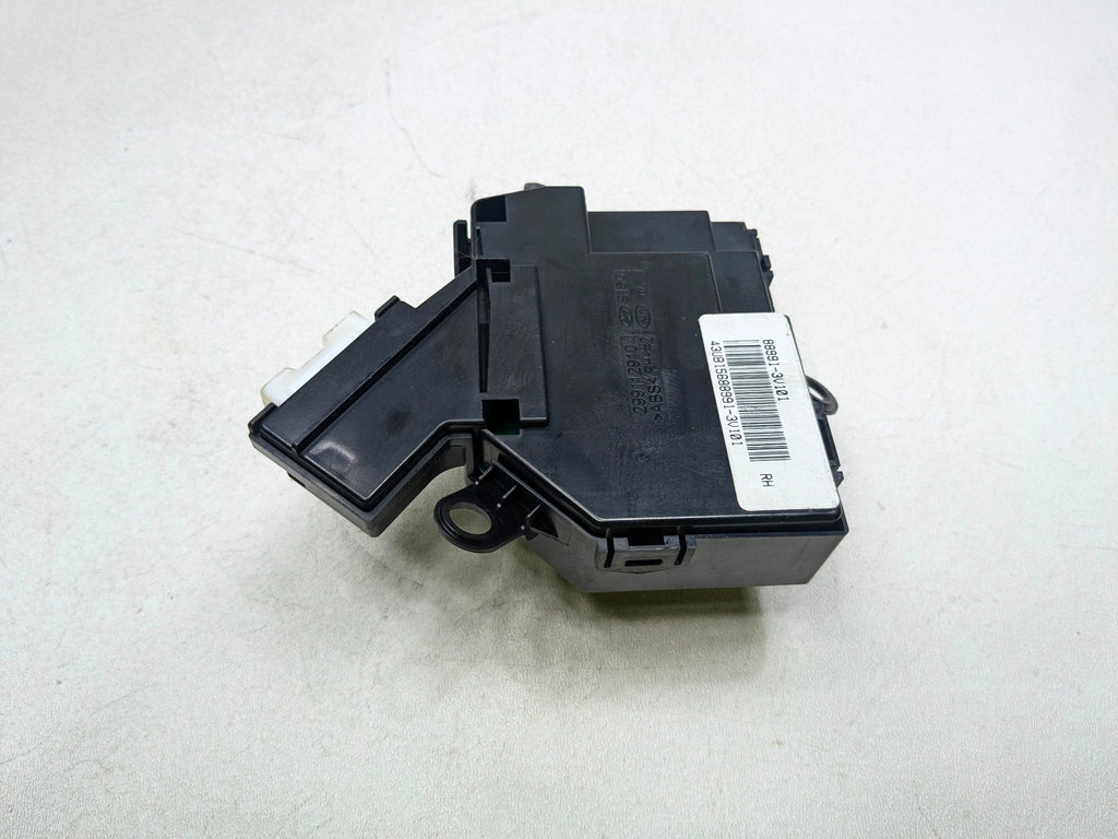 2012 - 2014 HYUNDAI AZERA OEM SEAT ADJUSTMENT SWITCH FRONT RIGHT DOOR MOUNT