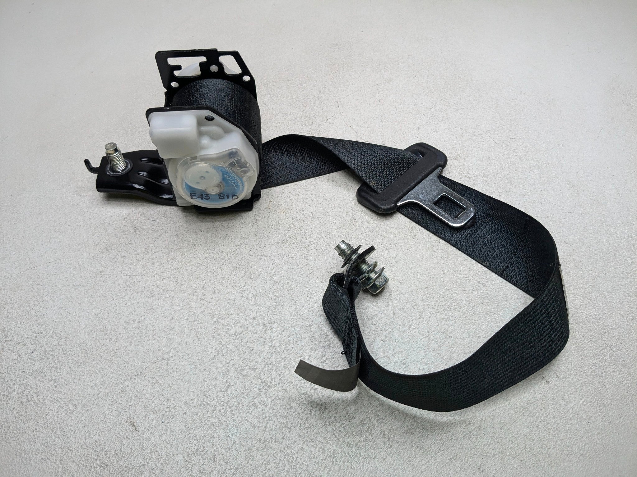 2012 - 2014 HYUNDAI AZERA OEM SEAT BELT RETRACTOR REAR RIGHT PASSENGER SIDE
