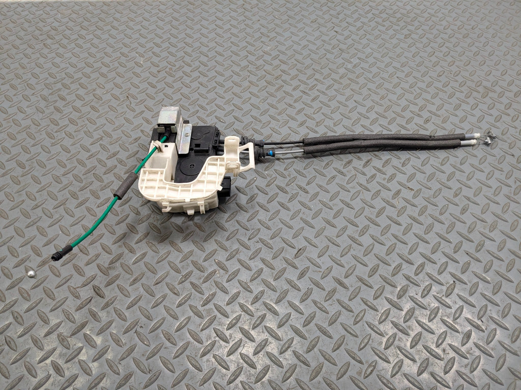 2012 - 2014 HYUNDAI AZERA OEM DOOR LATCH LOCK ACTUATOR FRONT LEFT DRIVER SIDE
