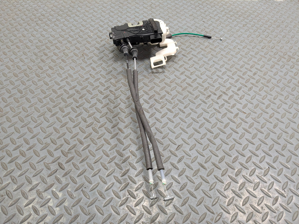 2012 - 2014 HYUNDAI AZERA OEM DOOR LATCH LOCK ACTUATOR FRONT LEFT DRIVER SIDE
