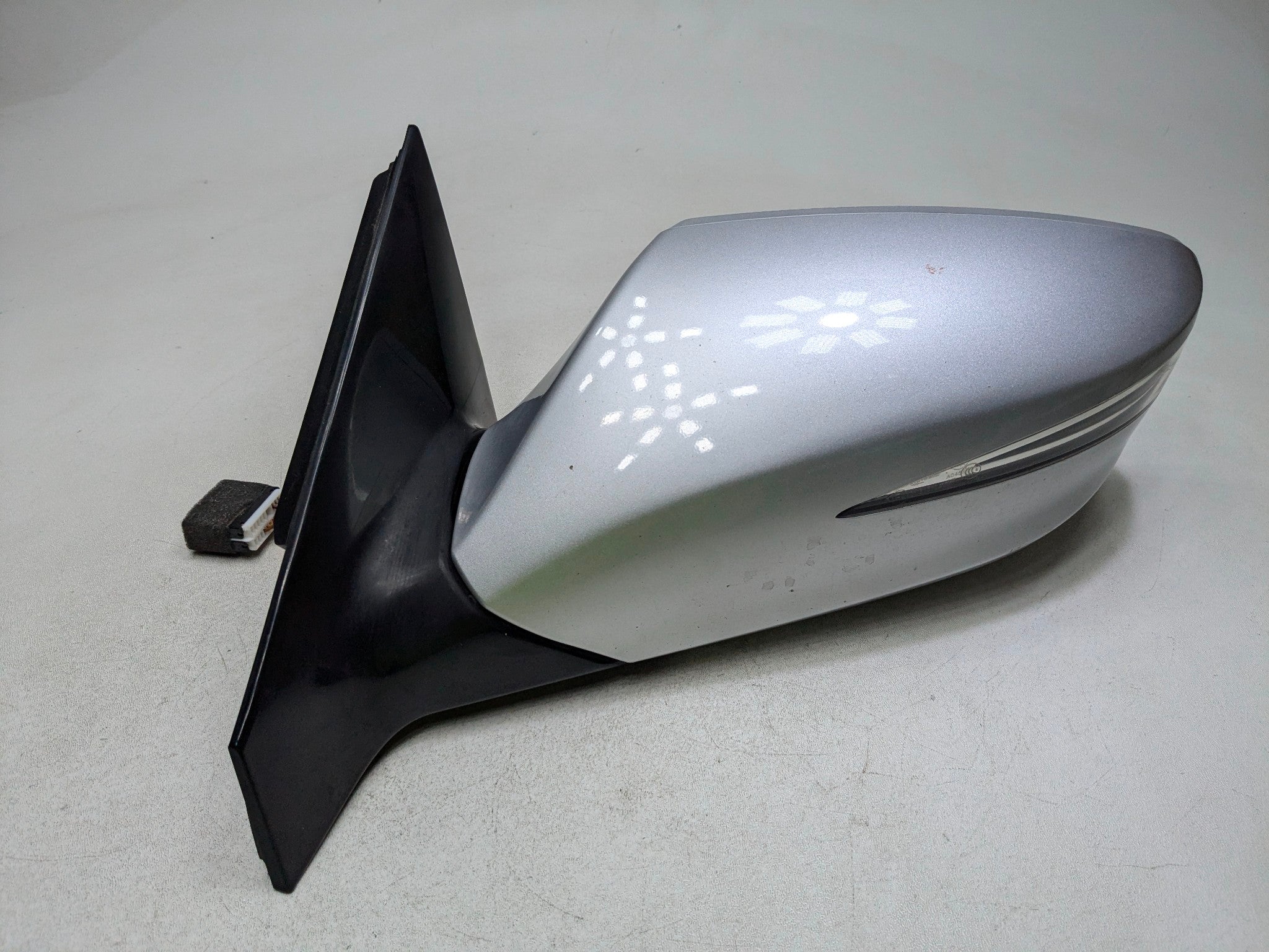 2012 - 2014 HYUNDAI AZERA OEM SIDE VIEW DOOR MIRROR FRONT LEFT DRIVER SIDE