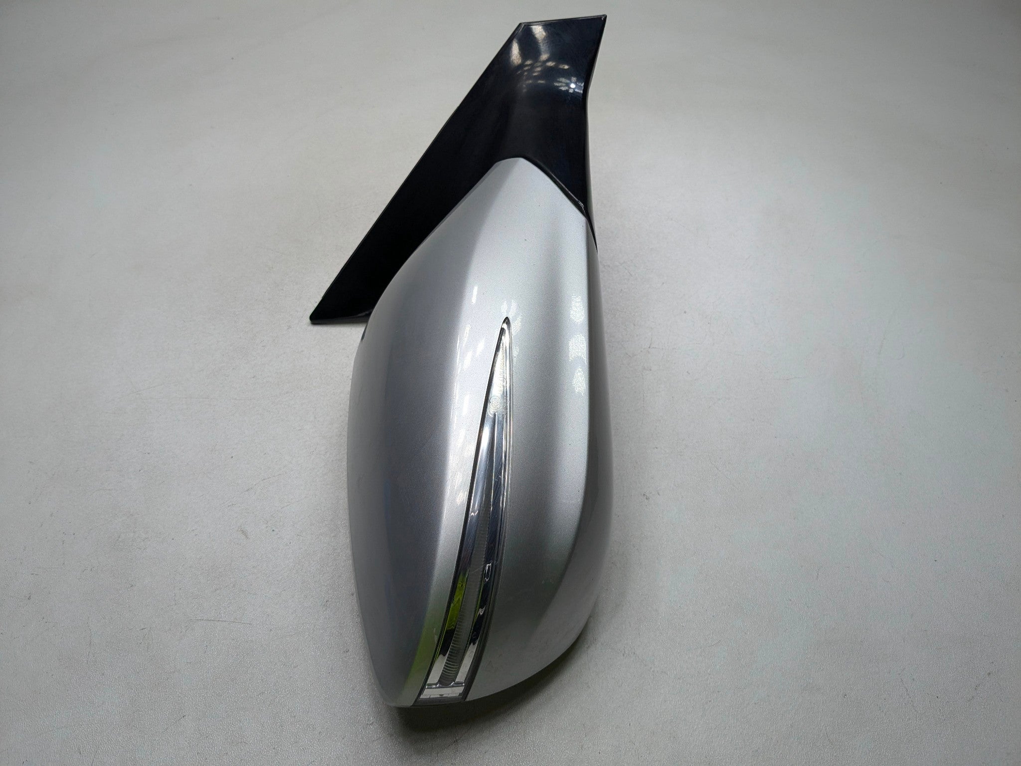 2012 - 2014 HYUNDAI AZERA OEM SIDE VIEW DOOR MIRROR FRONT RIGHT PASSENGER SIDE