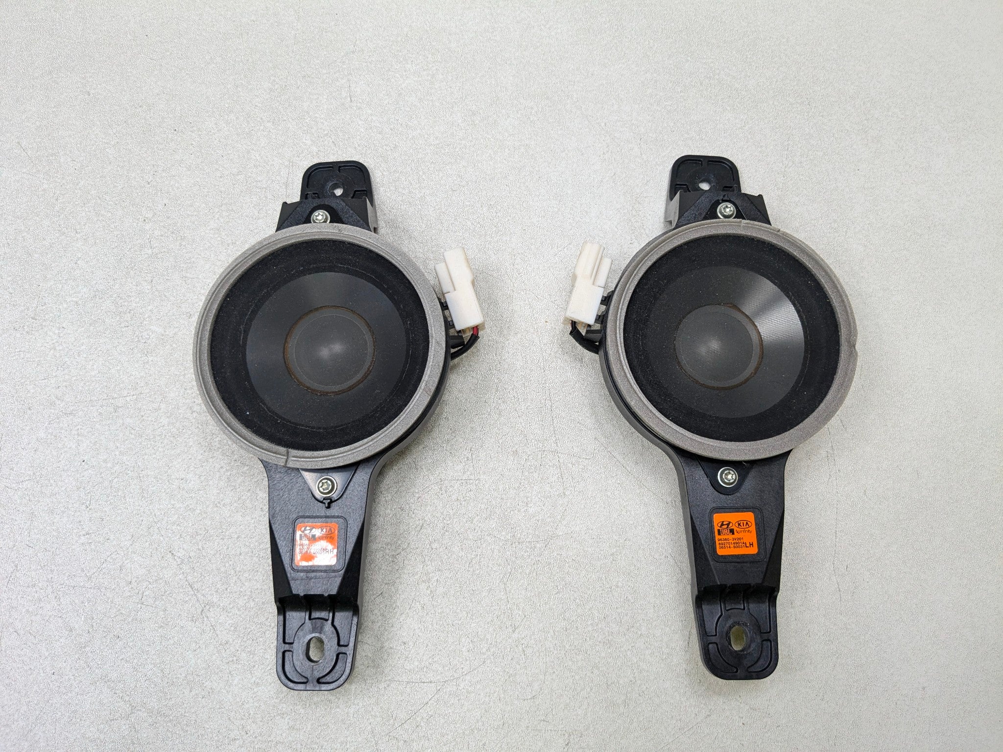 2012 - 2014 HYUNDAI AZERA OEM DOOR AUDIO SPEAKER SET OF SIX FRONT AND REAR SIDE