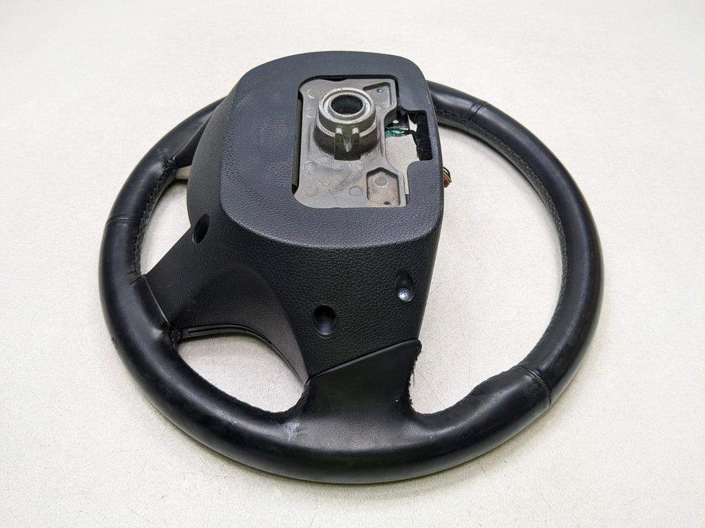 2012 - 2014 HYUNDAI AZERA OEM STEERING WHEEL WITH MULTIFUNCTIONAL CONTROL SWITCH